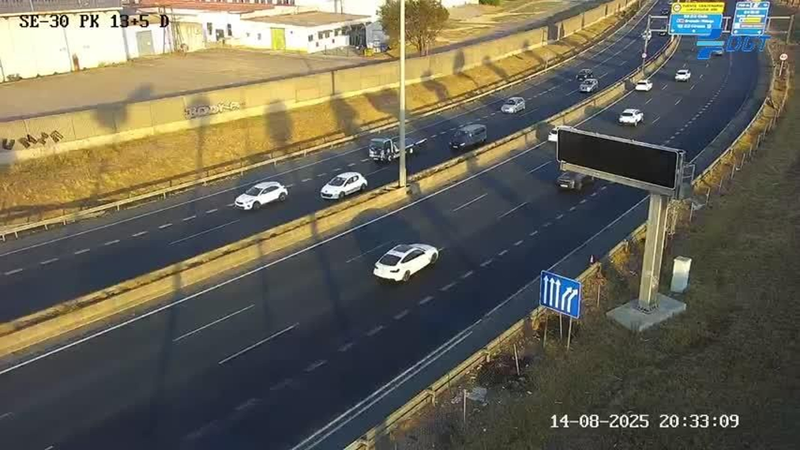 Tráfico en la SE-30 en Sevilla.