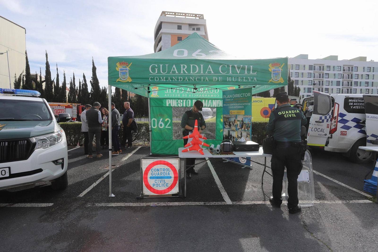 Escolares del Funcadia, trabajadores premiados y simulacros en el Día Europeo del 112 en Huelva