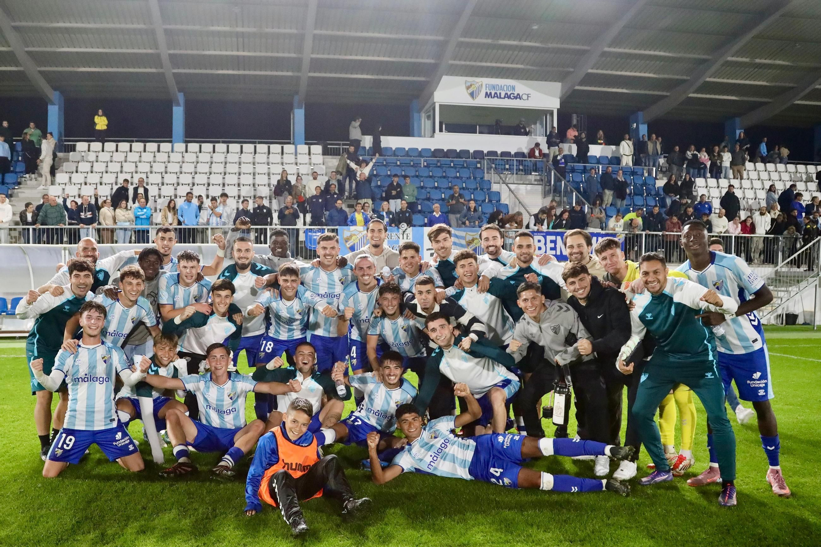 El Atlético Malagueño se estrena ante el UCAM Murcia (1-0)