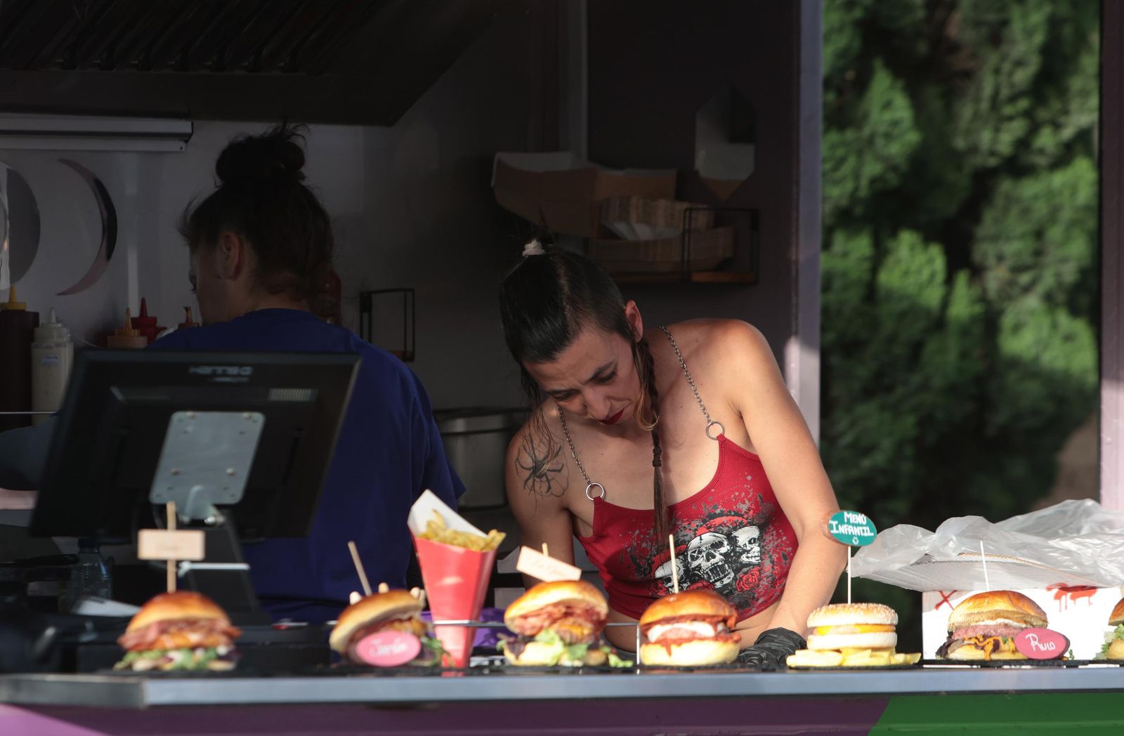 Ambiente motero en Jerez el jueves del Gran Premio 2025