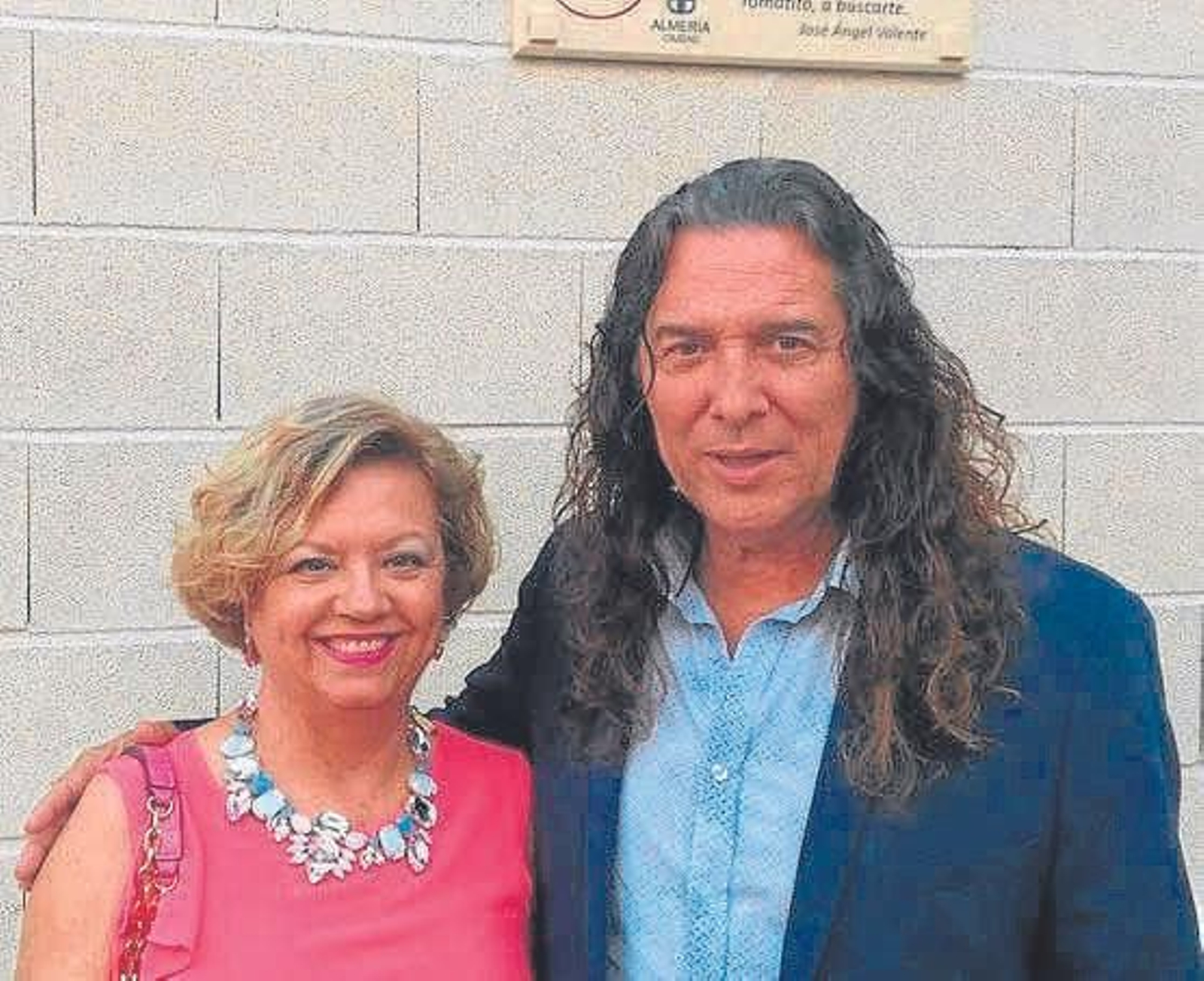Carmen Hernández Porcel, directora del Sonanta5, junto al guitarrista almeriense Tomatito.