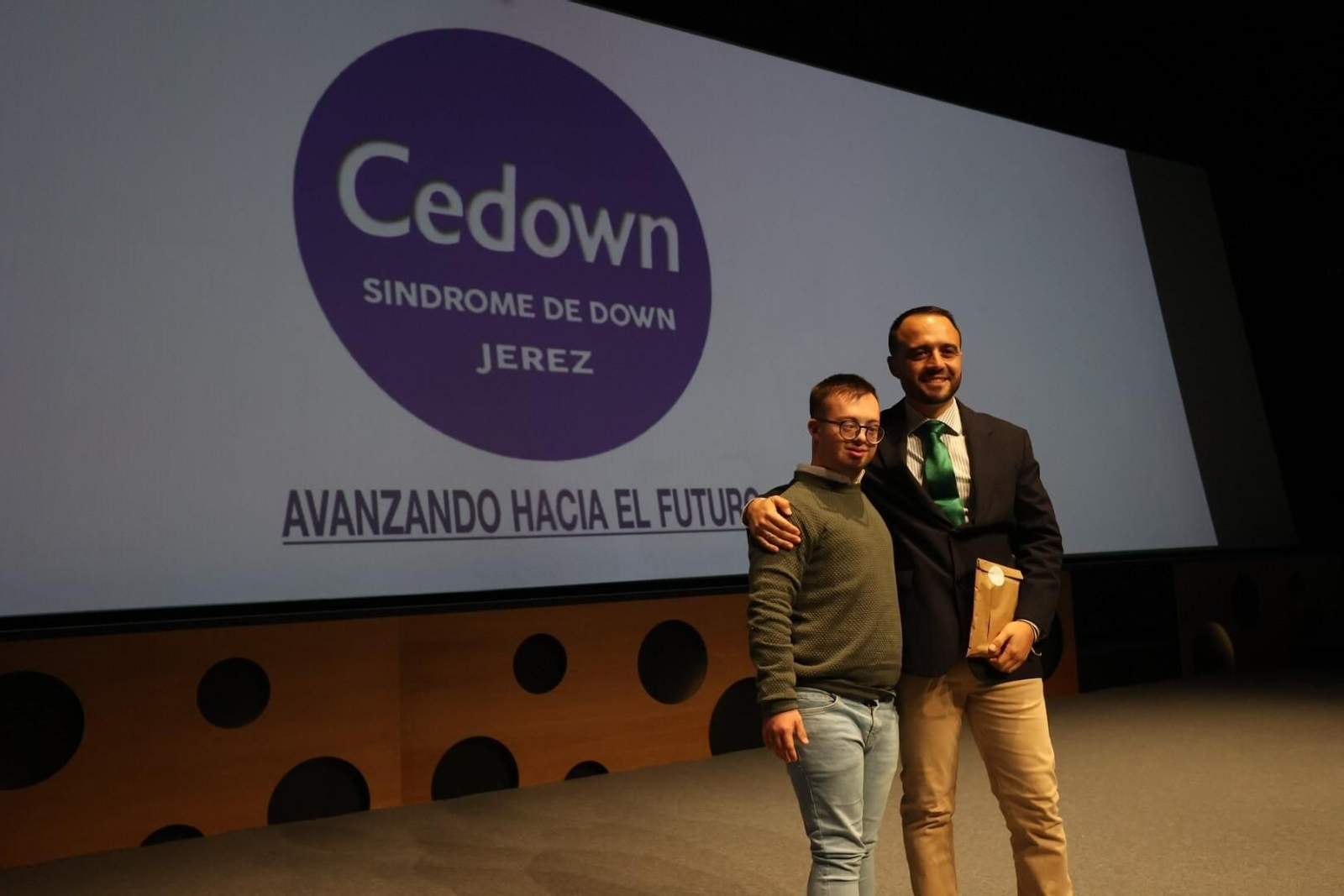 Presentación del calendario solidario de Cedown 2024