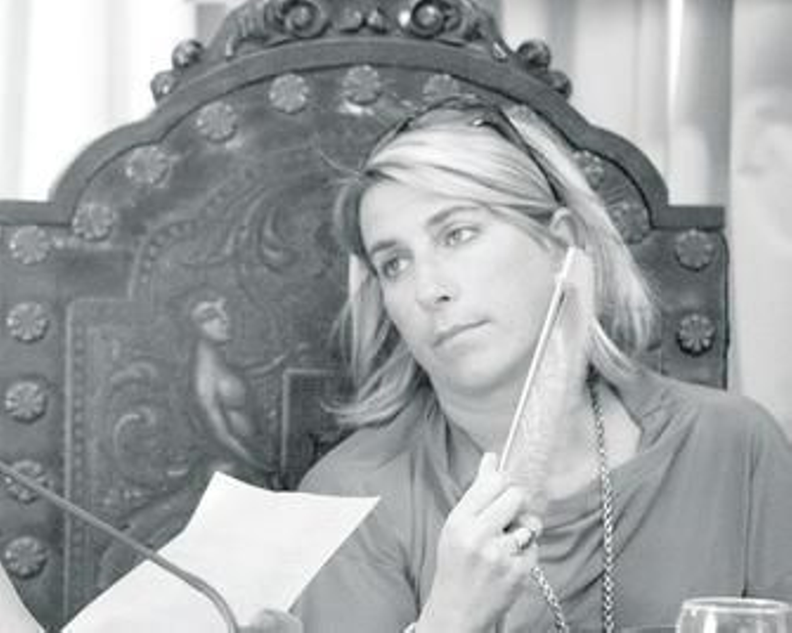 La concejal de Asuntos Sociales, Inmaculada Olivero, durante una sesión plenaria.