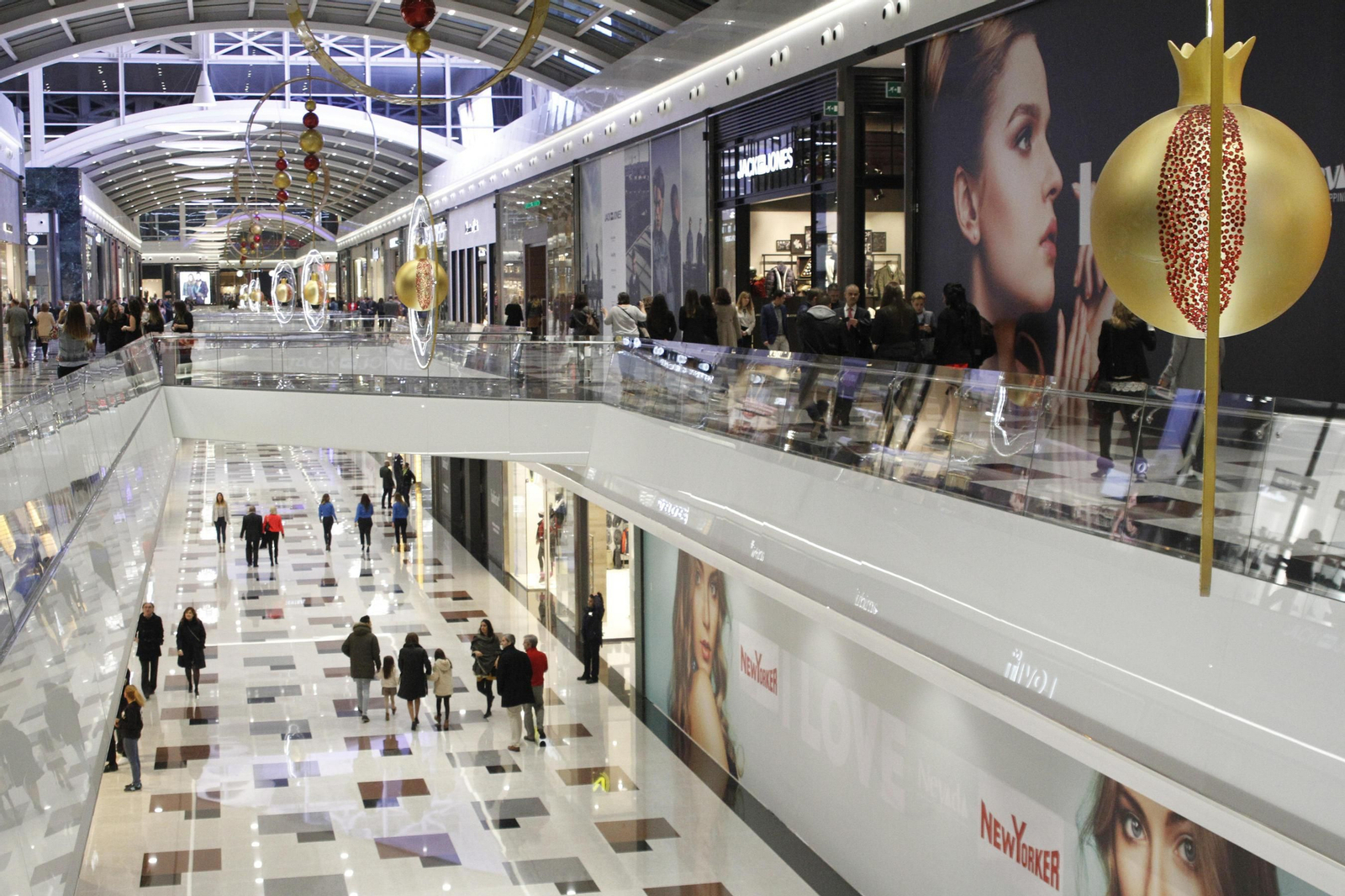 Fiesta en Granada por la apertura del Nevada