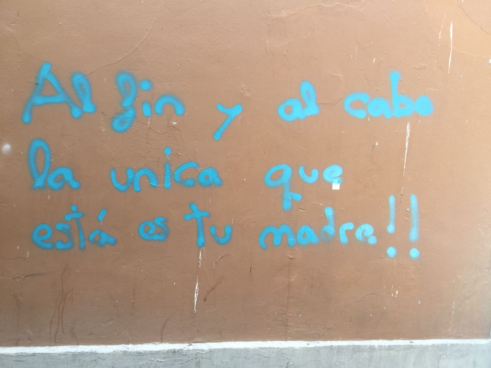 Calle Rafael de la Viesca