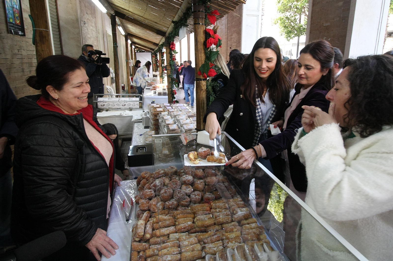Imágenes de la Muestra de Dulces Navideños de la provincia de Huelva