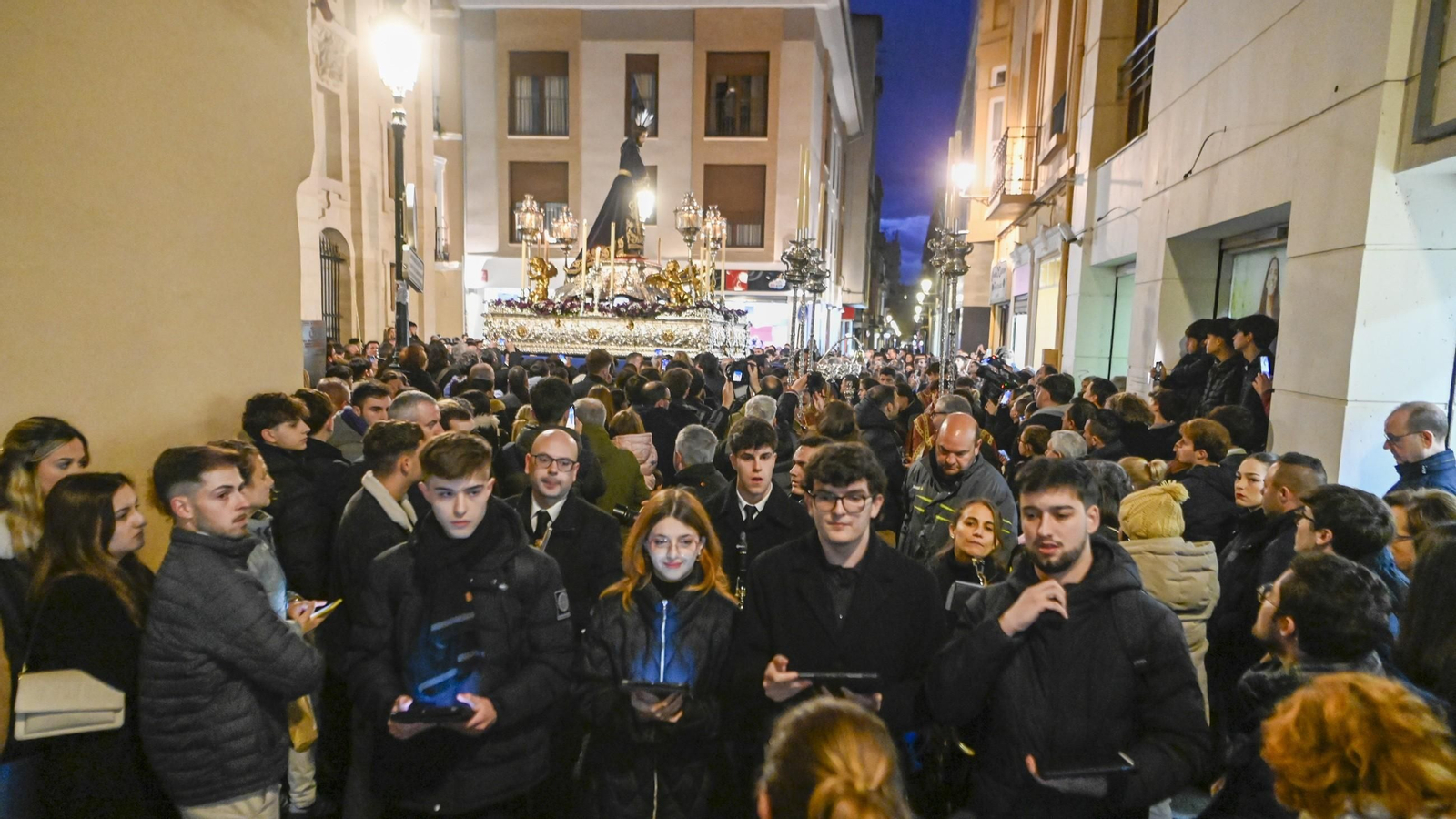 Fotogalería: Así vivió Granada el Vía Crucis Oficial de la Semana Santa 2025