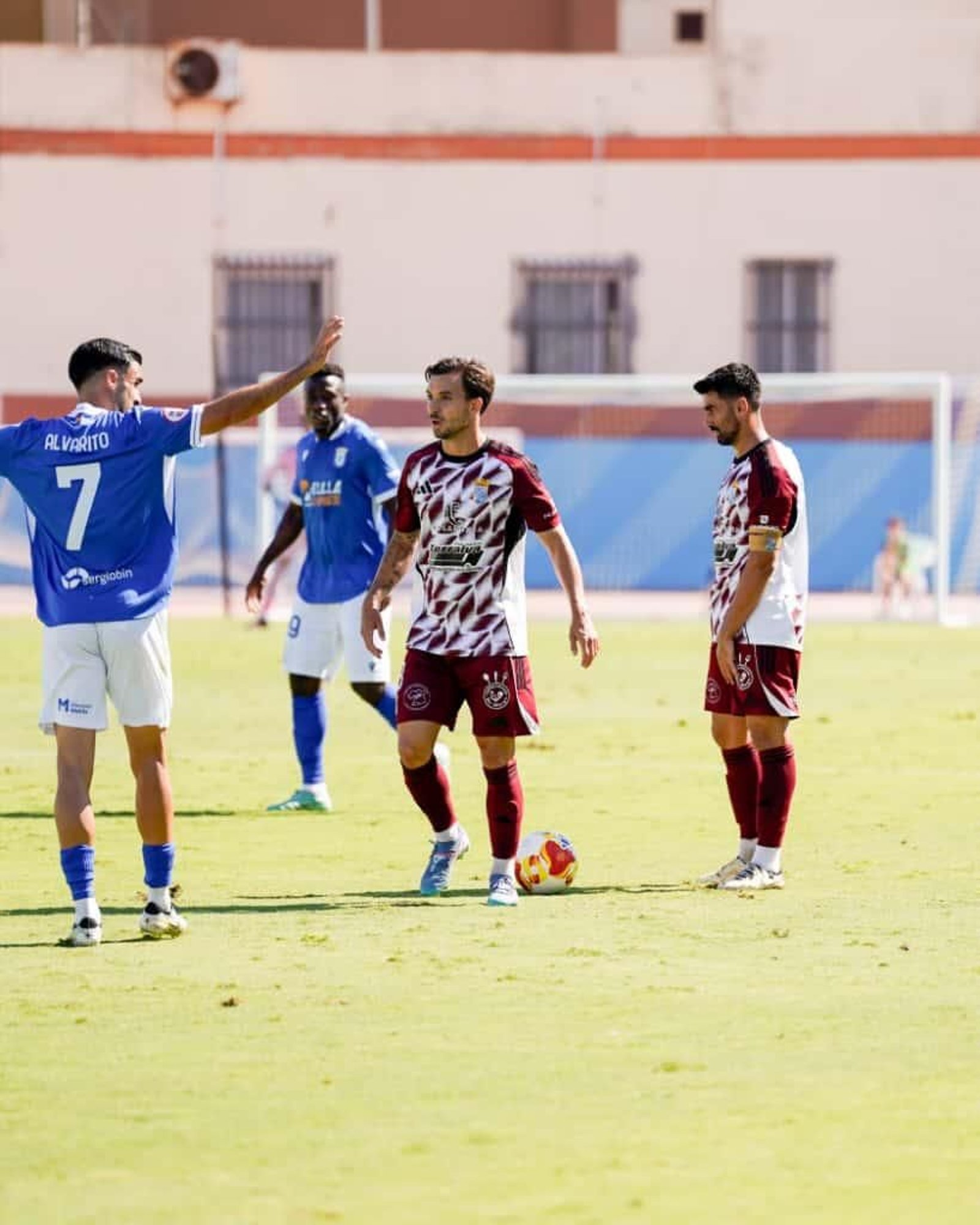 Adri Rodríguez fue una de las novedades en el once en el Álvarez Claro.