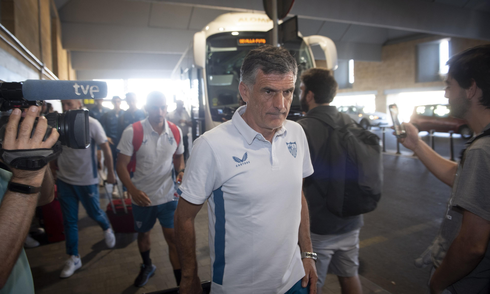 La salida del Sevilla a Turín, en imágenes