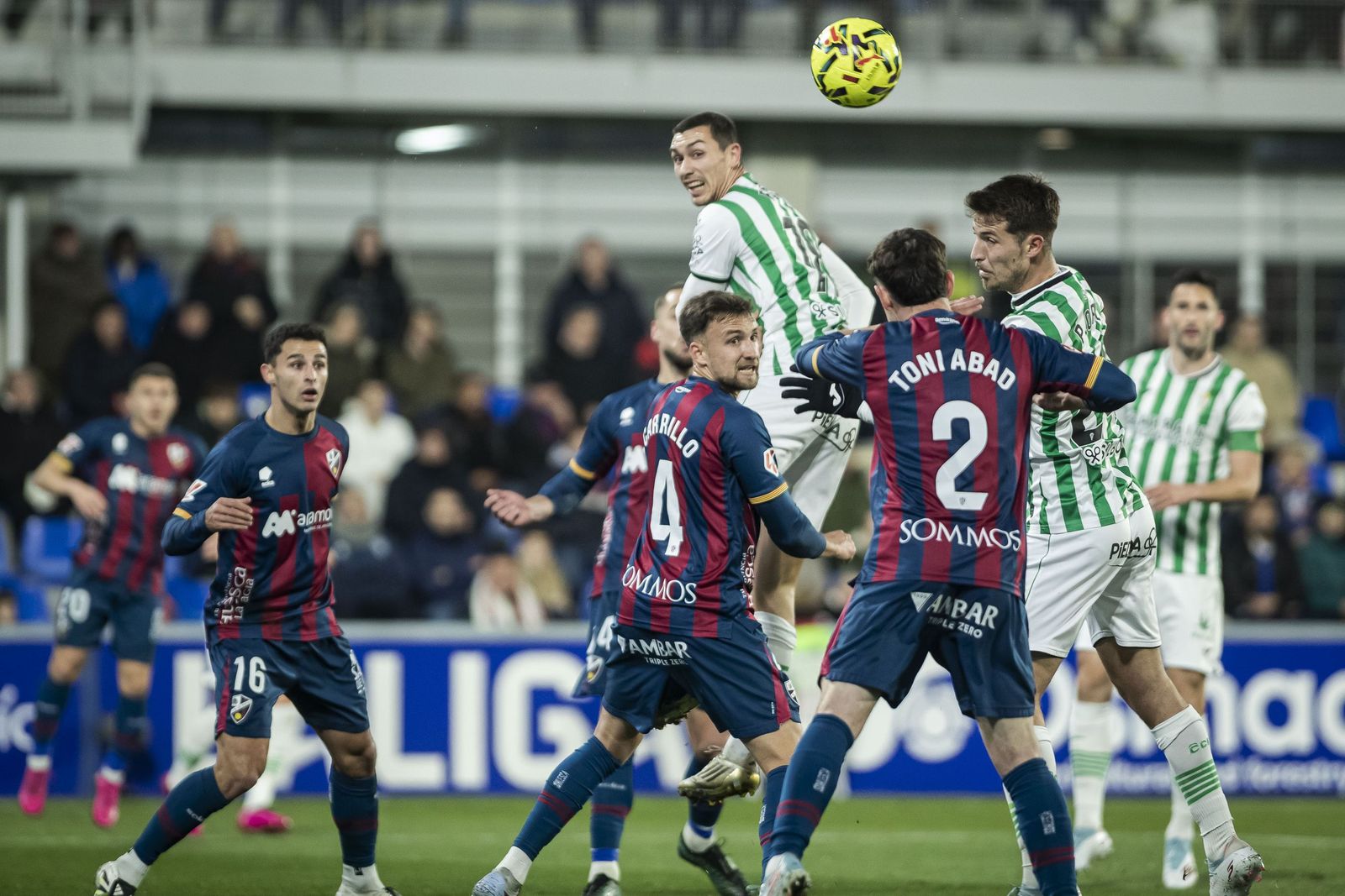 Las mejores fotos del triunfo agónico del Córdoba CF en Huesca