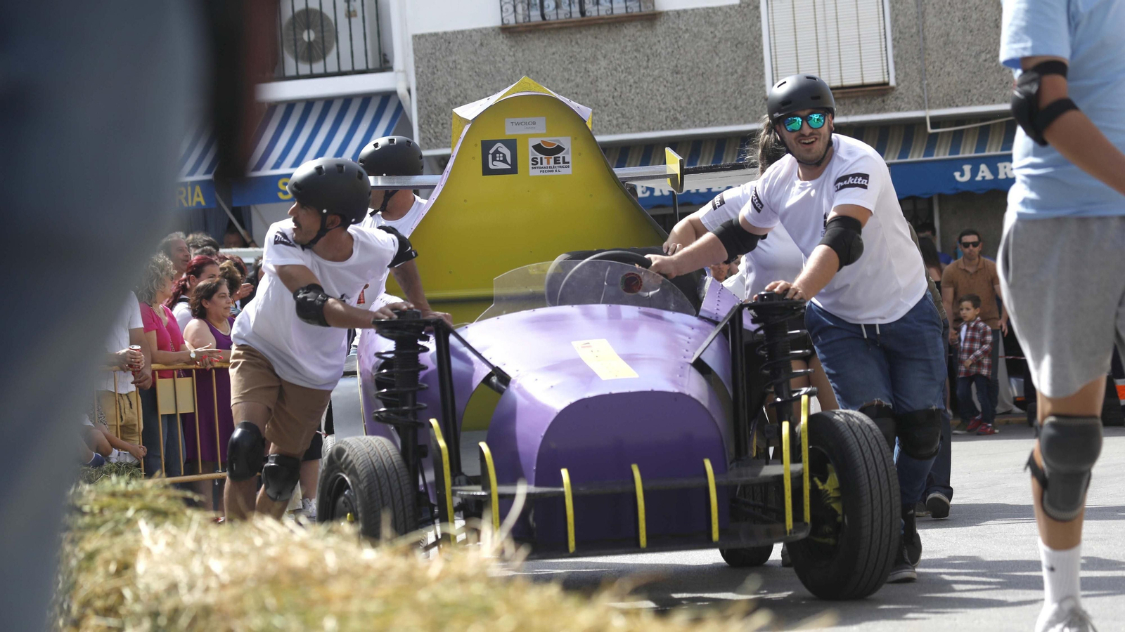 Fotos de la carrera de coches locos de preferia en Tesorillo.