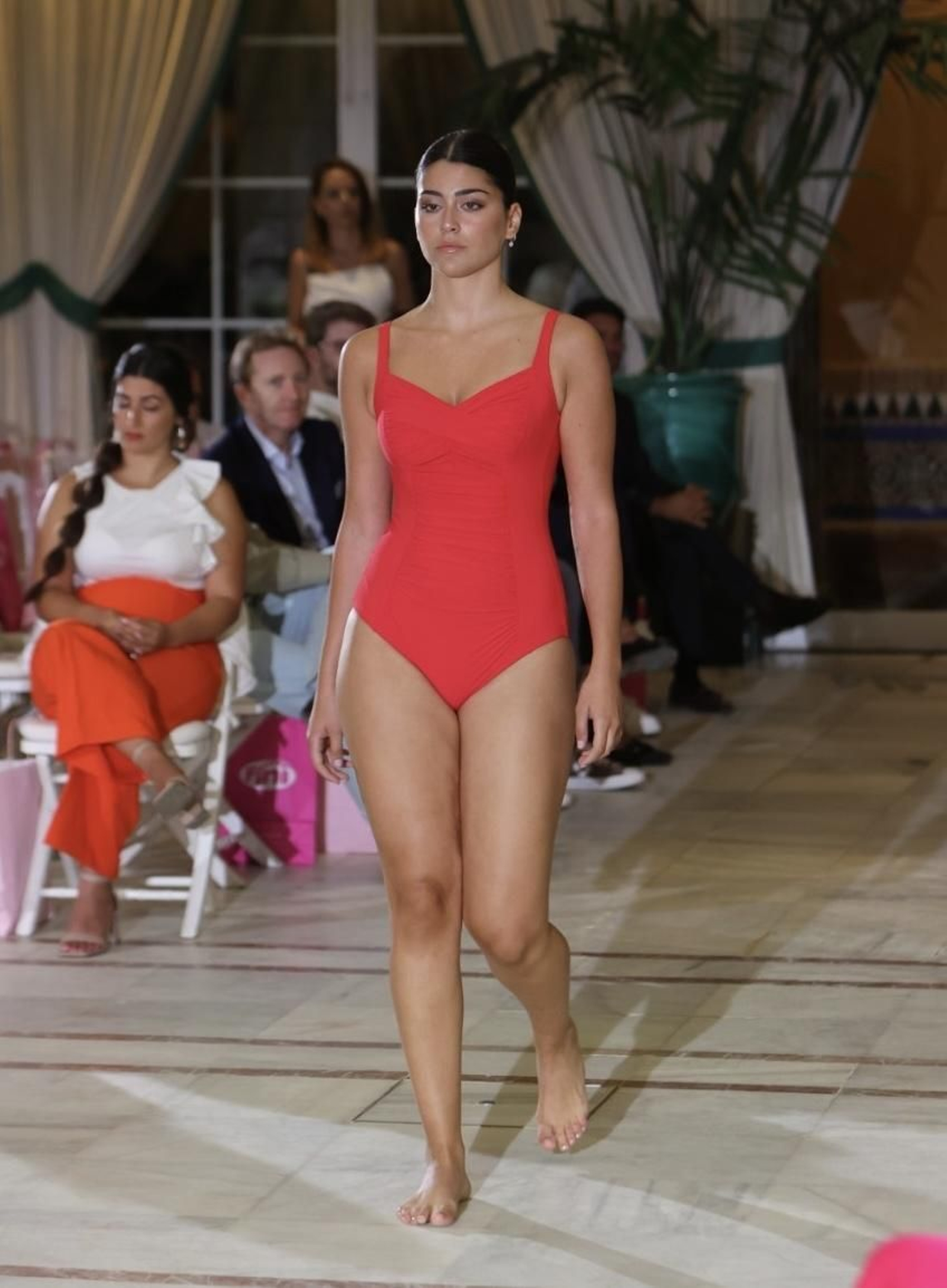 Curvy Fashion Model 2023 Curvy Fashion Model 2023