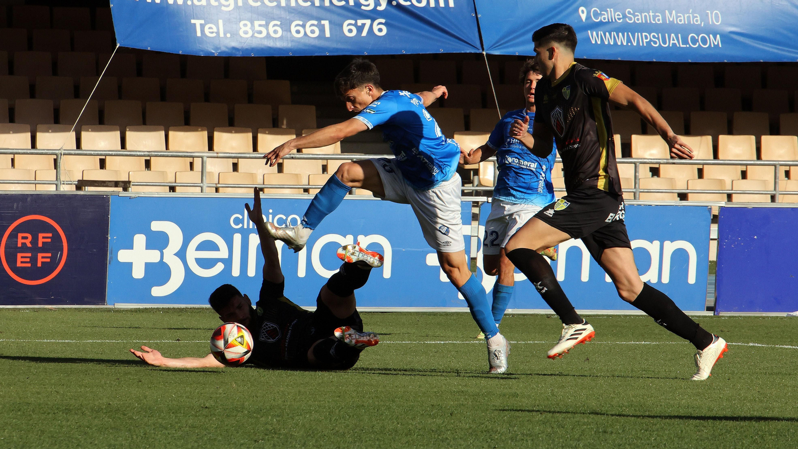 Imágenes del Xerez DFC - Conil CF en Chapín