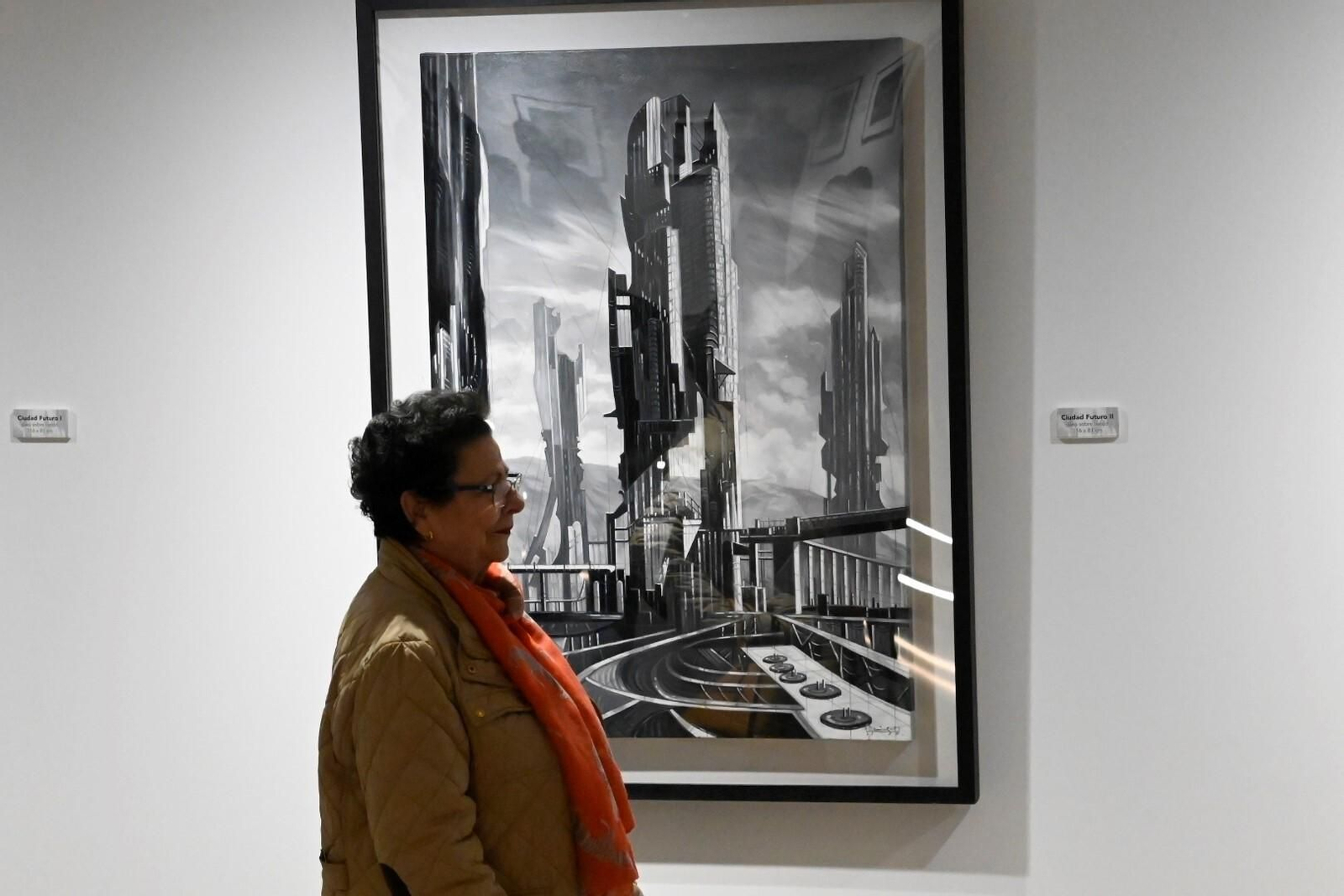La exposición por los 40 años de trayectoria de José Domínguez en Cajasur, en imágenes