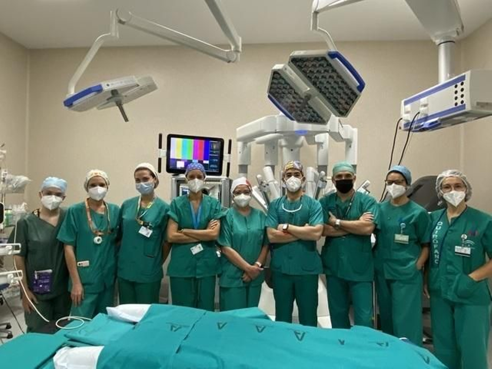 Nuevo hito en cirugía robótica en el Hospital Regional
