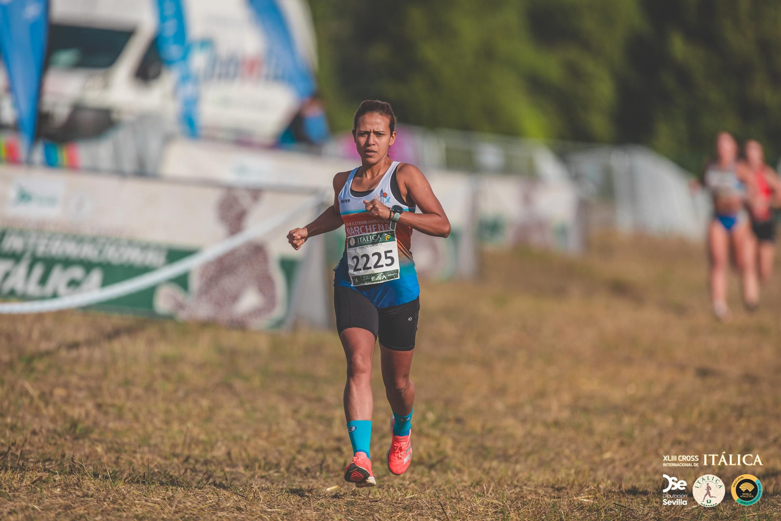 Búscate en las fotos del Cross de Itálica 2025 | 3