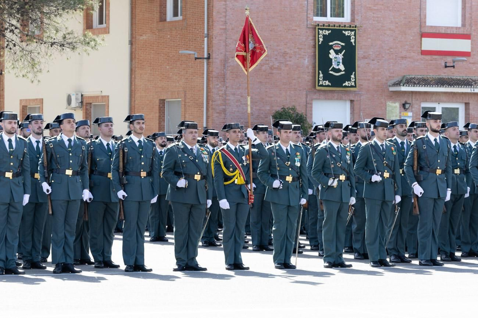 Jura de bandera de la 130ª promoción de guardias civiles de la Academia de Baeza