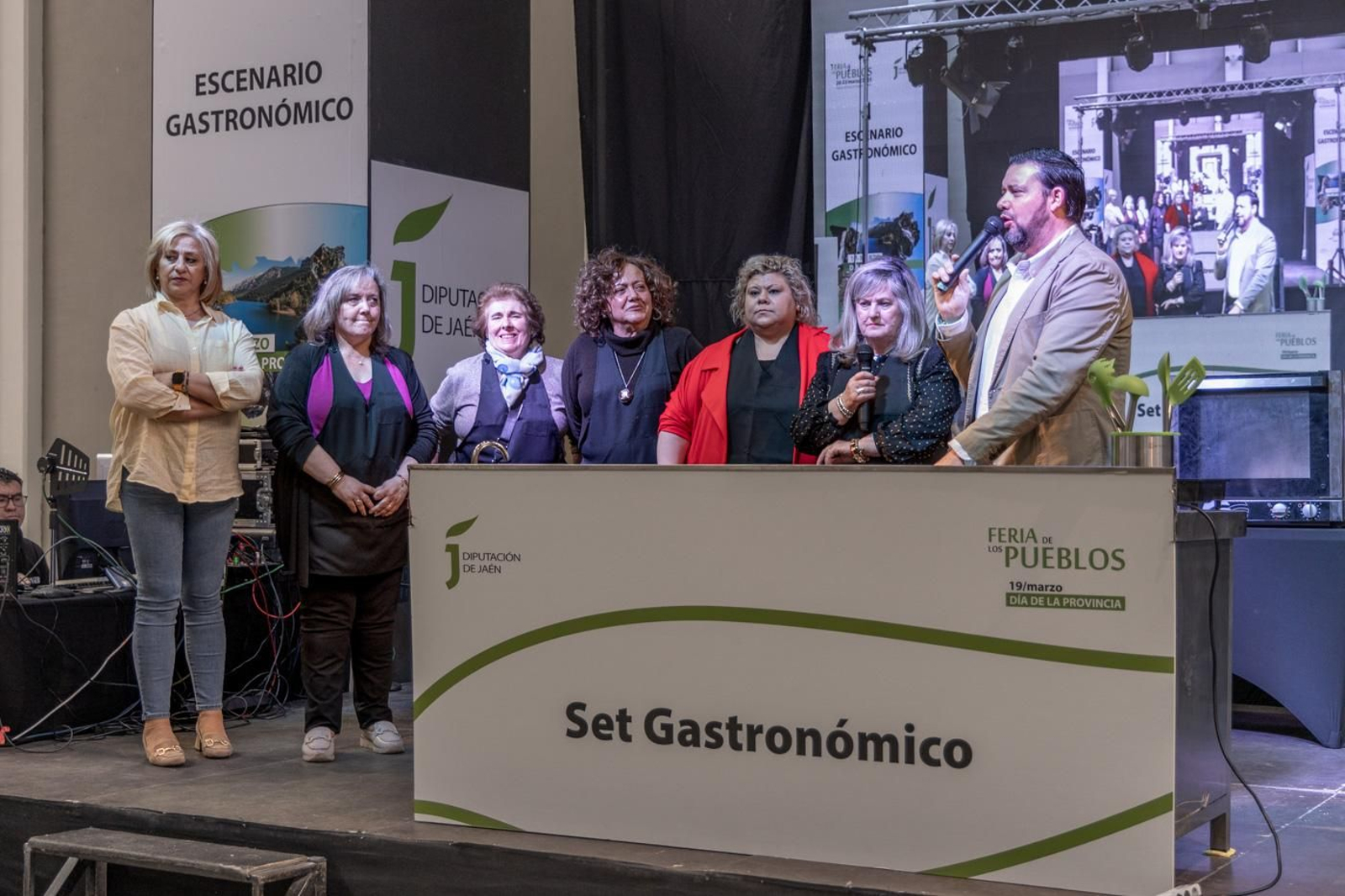 X Feria de los Pueblos, en imágenes