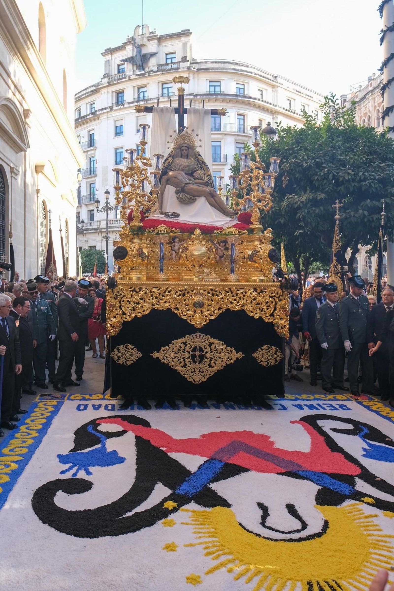 El paso sobre la alfombra de sal