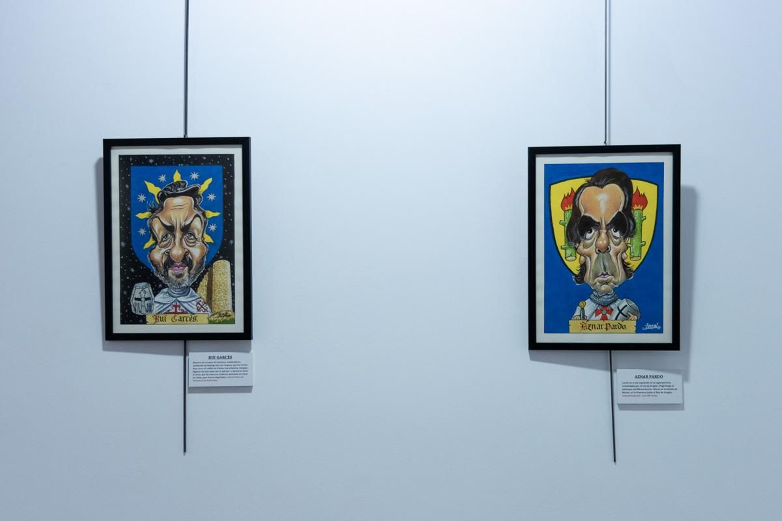 En imágenes: Juan Hervás retrata con caricaturas a destacados personajes de la Batalla de las Navas de Tolosa en esta exposición