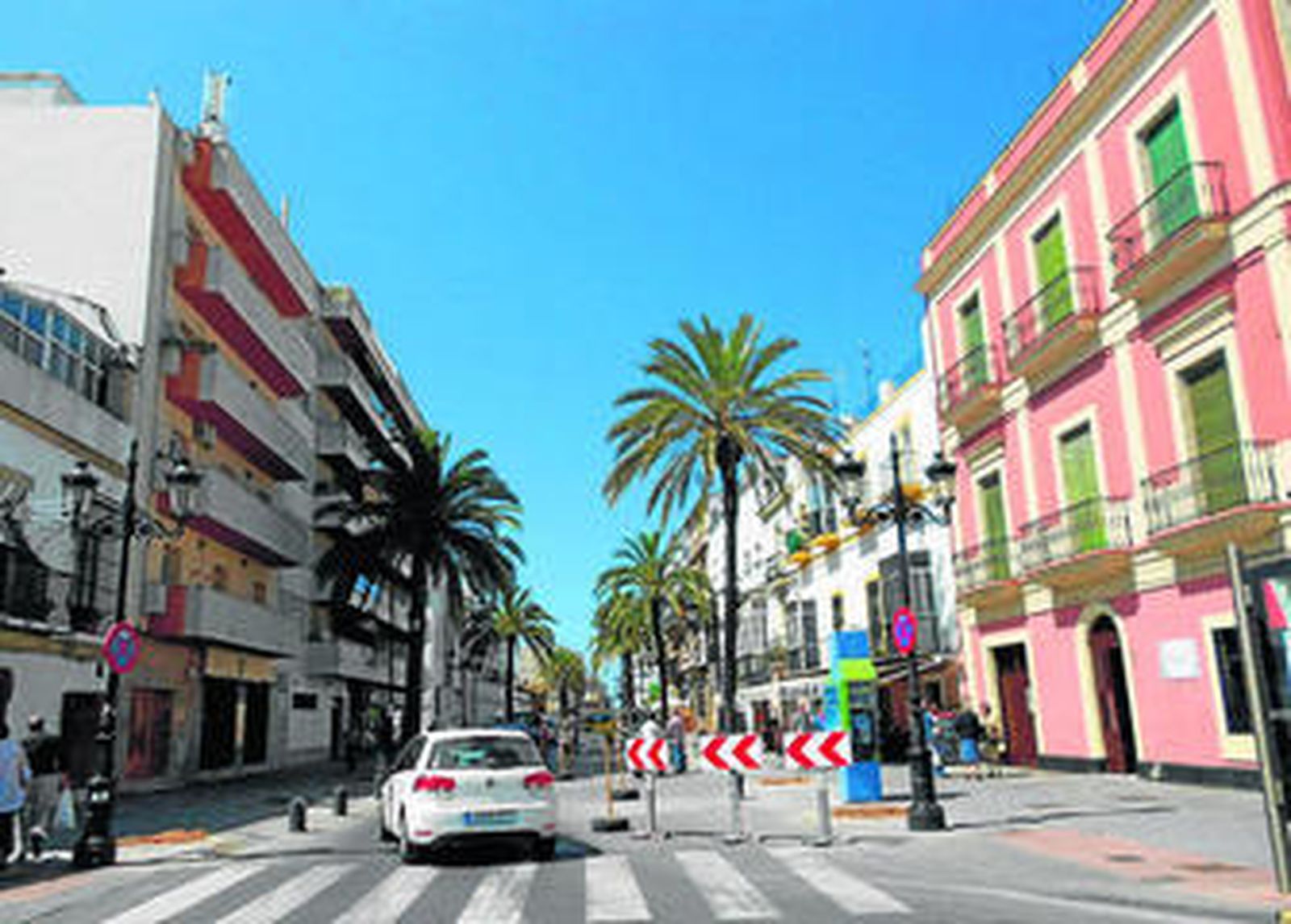La avenida Micaela Aramburu ya está abierta en sentido hacia la calle Aurora, aunque con un solo carril.