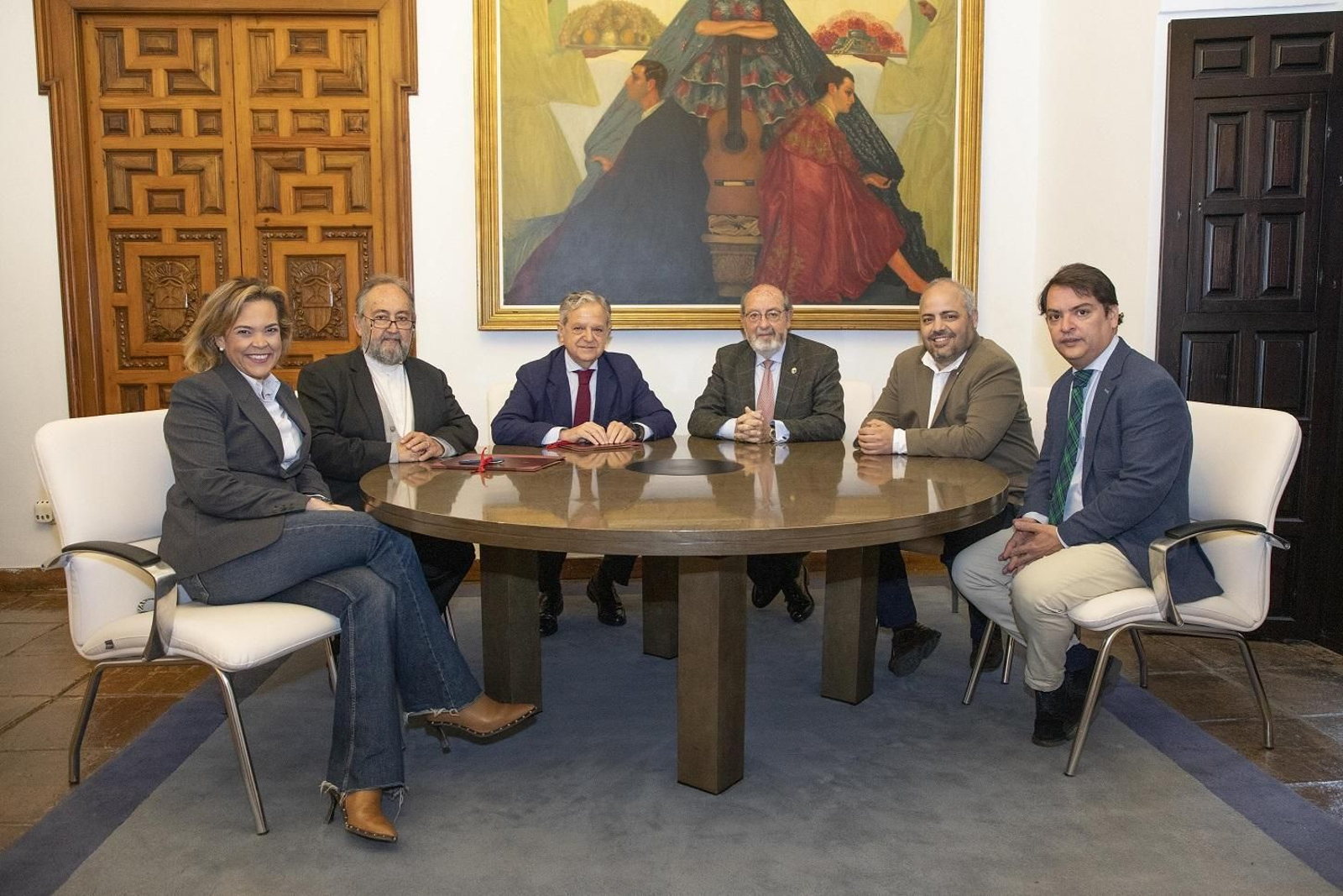 Un momento de la firma del convenio Un momento de la firma del convenio