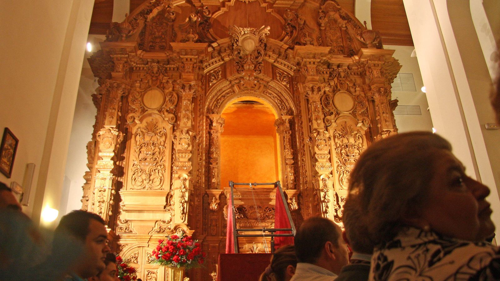 El retablo del Cristo el día de su bendición.