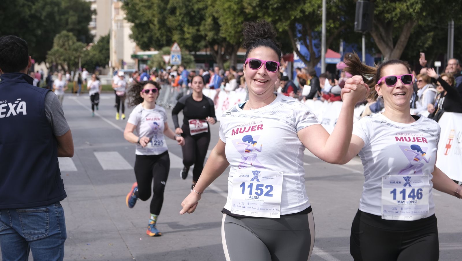 Imágenes de la Carrera de la Mujer 2023 en Almería