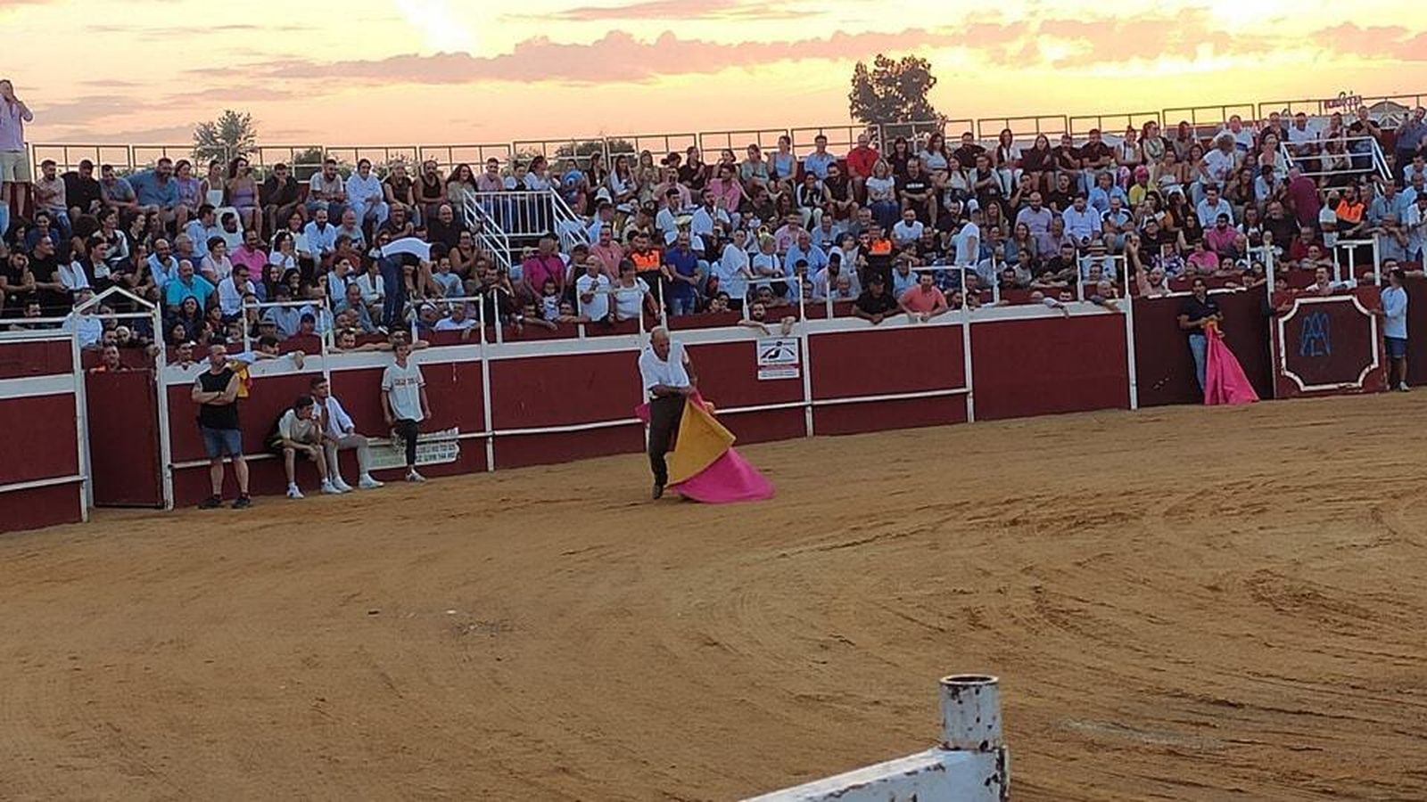 Villa del Río recupera la suelta de vaquillas, en imágenes