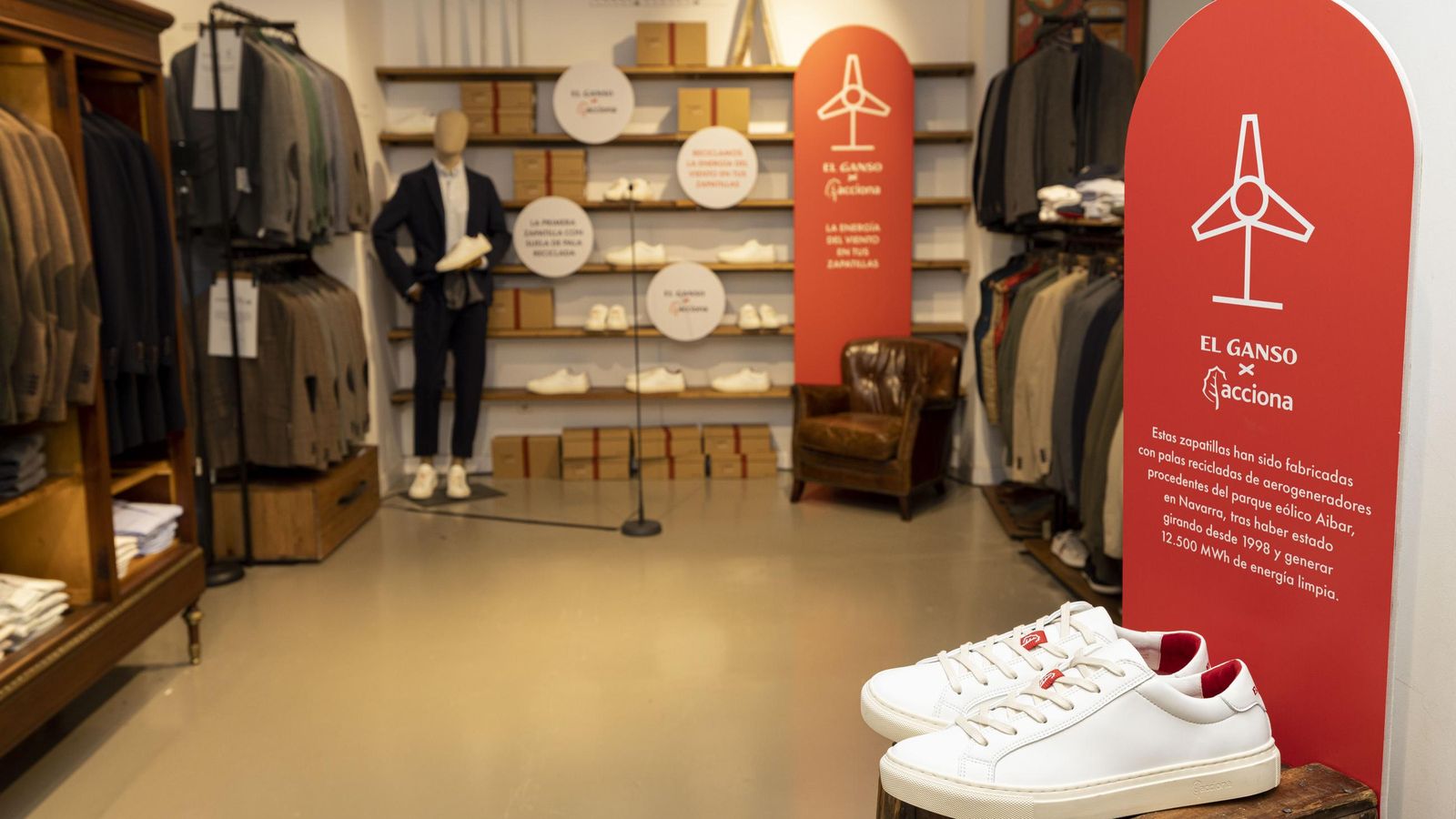 Tienda de la marca El Ganso, con la que Acciona Energía desarrolló dos ediciones limitadas de zapatillas