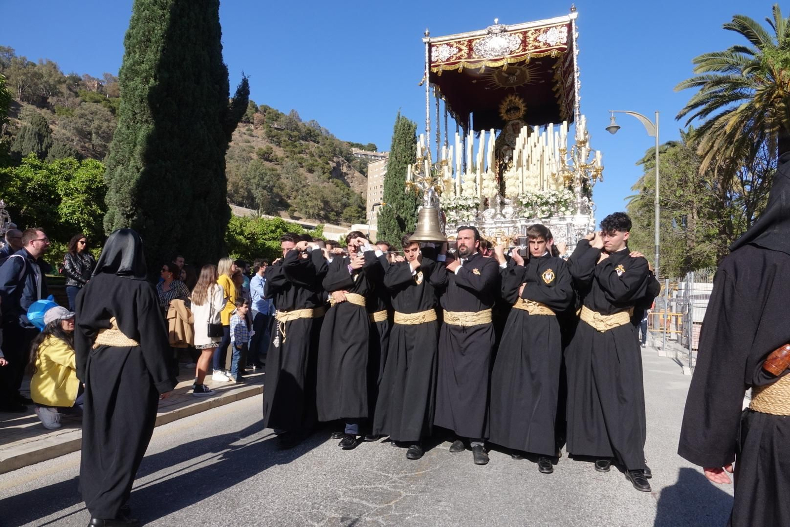 Las fotos de Descendimiento en el Viernes Santo de Málaga Las fotos de Descendimiento en el Viernes Santo de Málaga