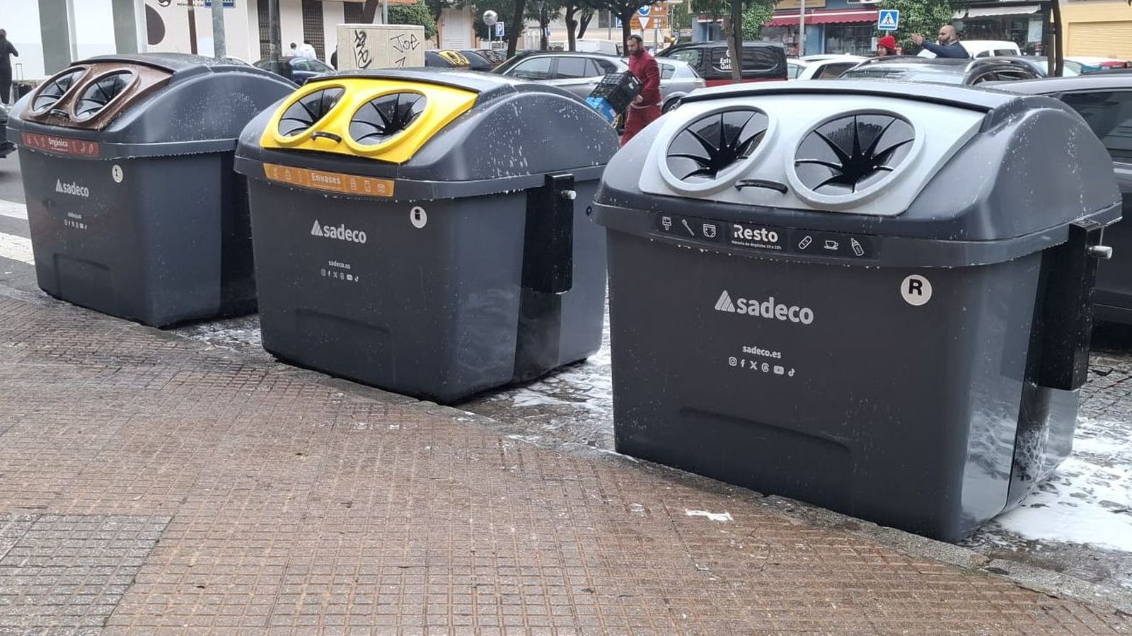 Sadeco pone en marcha la campaña 'Echamos el resto'