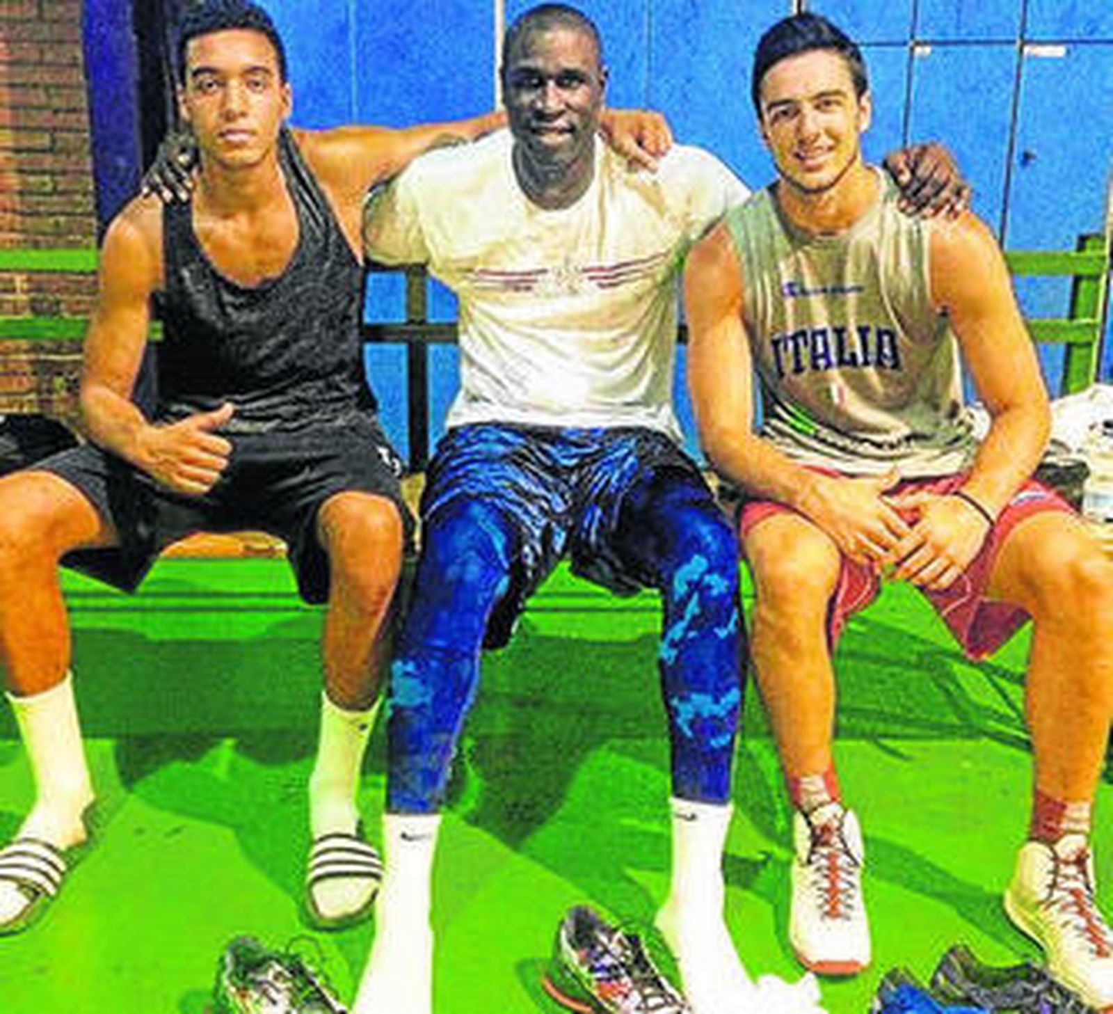 Mickael Pietrus, en el centro de la imagen.