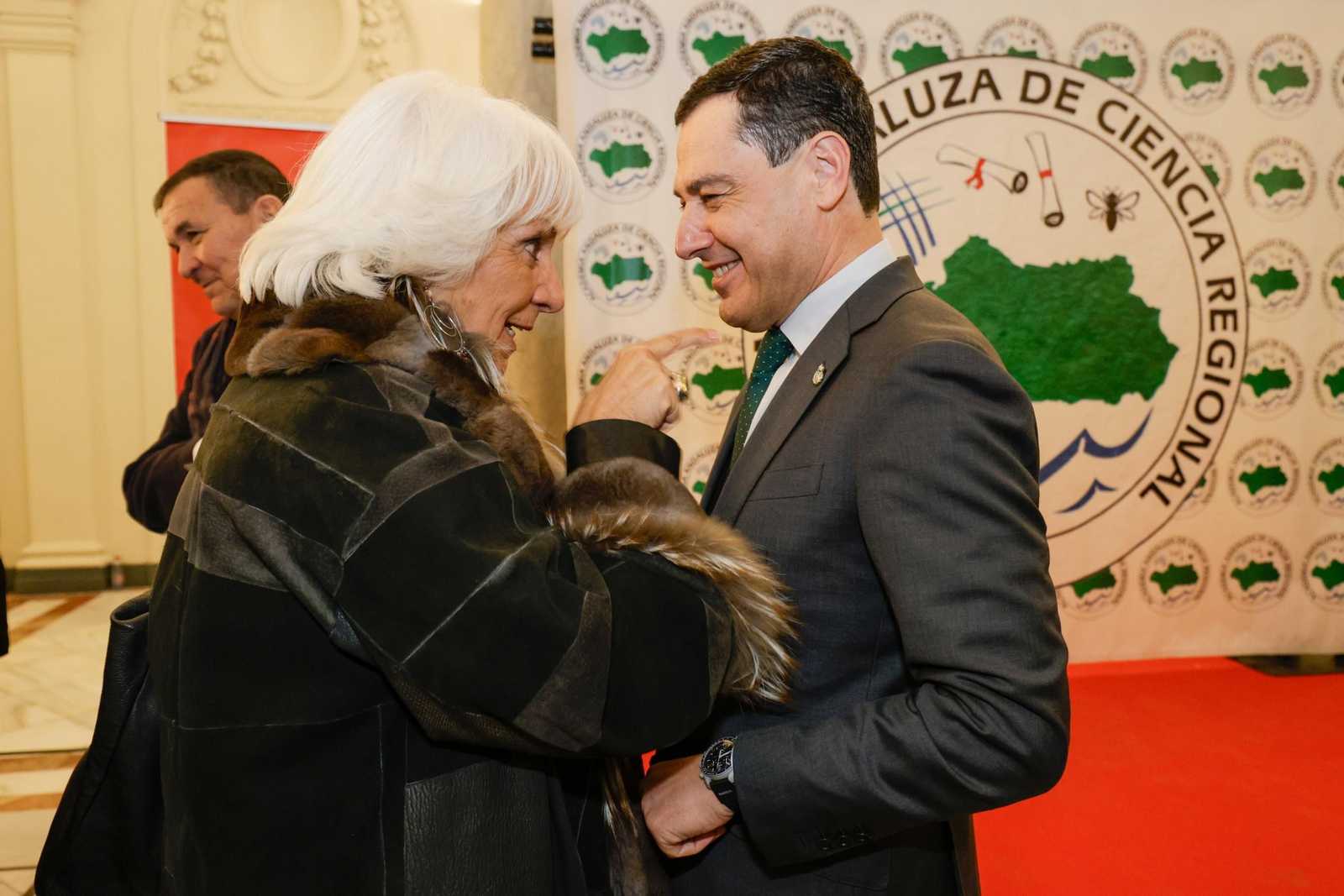 I Premio a la Trayectoria ejemplar en defensa de Andalucía a Fátima Báñez y a Jaime Montaner Roselló