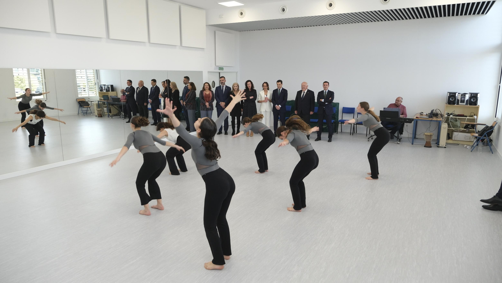 La inauguración del nuevo Conservatorio Profesional de Danza Kina Jiménez, en imágenes