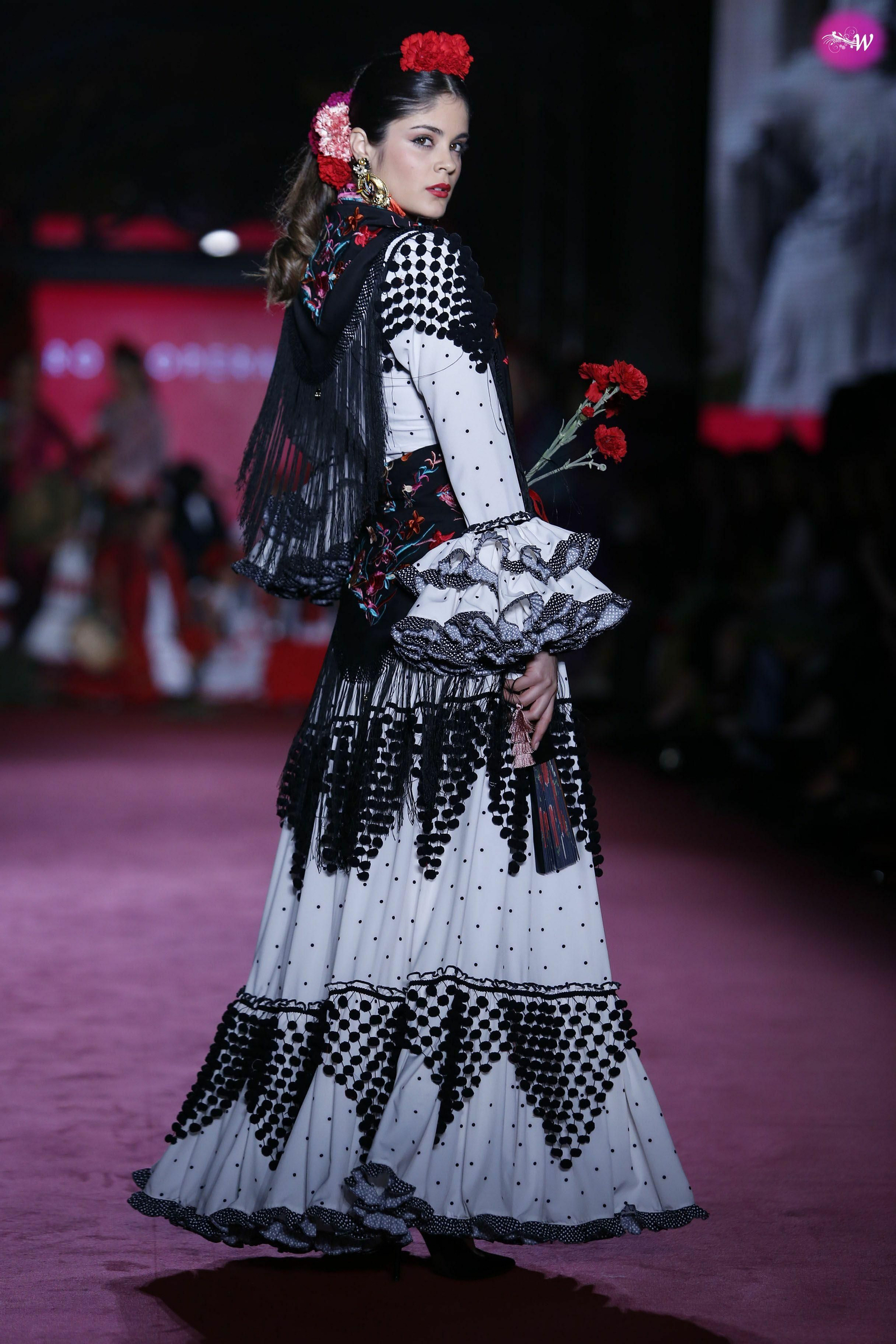 Rocío Peralta en We Love Flamenco 2020, el desfile en fotos