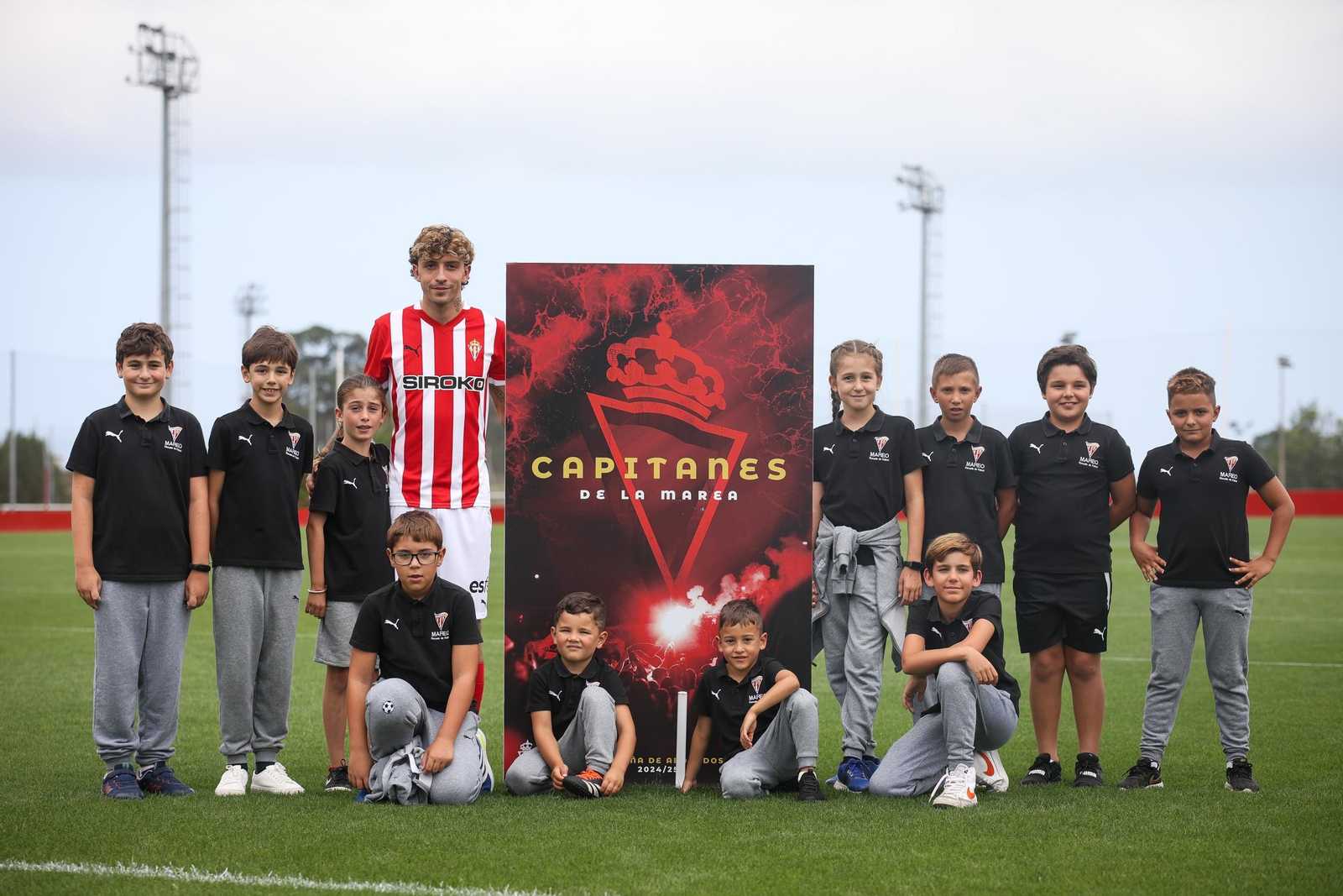 Gelabert, presentado con el Sporting