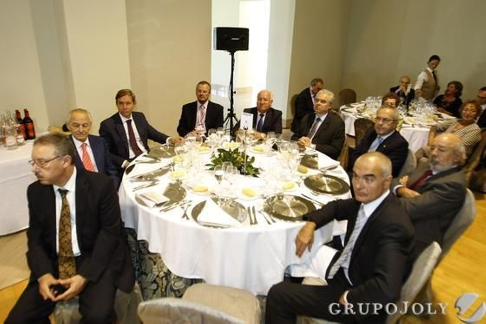 Sellan Berrada, Carlos Campoy López, Carlos Campoy Zuasti, Patricio Cárceles, FernandoLepiani, Víctor Dante, Emilio Núñez, FernandoBlanco y Antonio Soto.

Foto: Julio Gonzalez-Joaquin Pino-Jose Braza