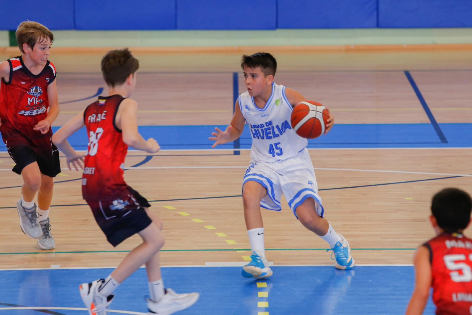 Las fotos de la tercera jornada del Cadeba mini masculino de La Linea