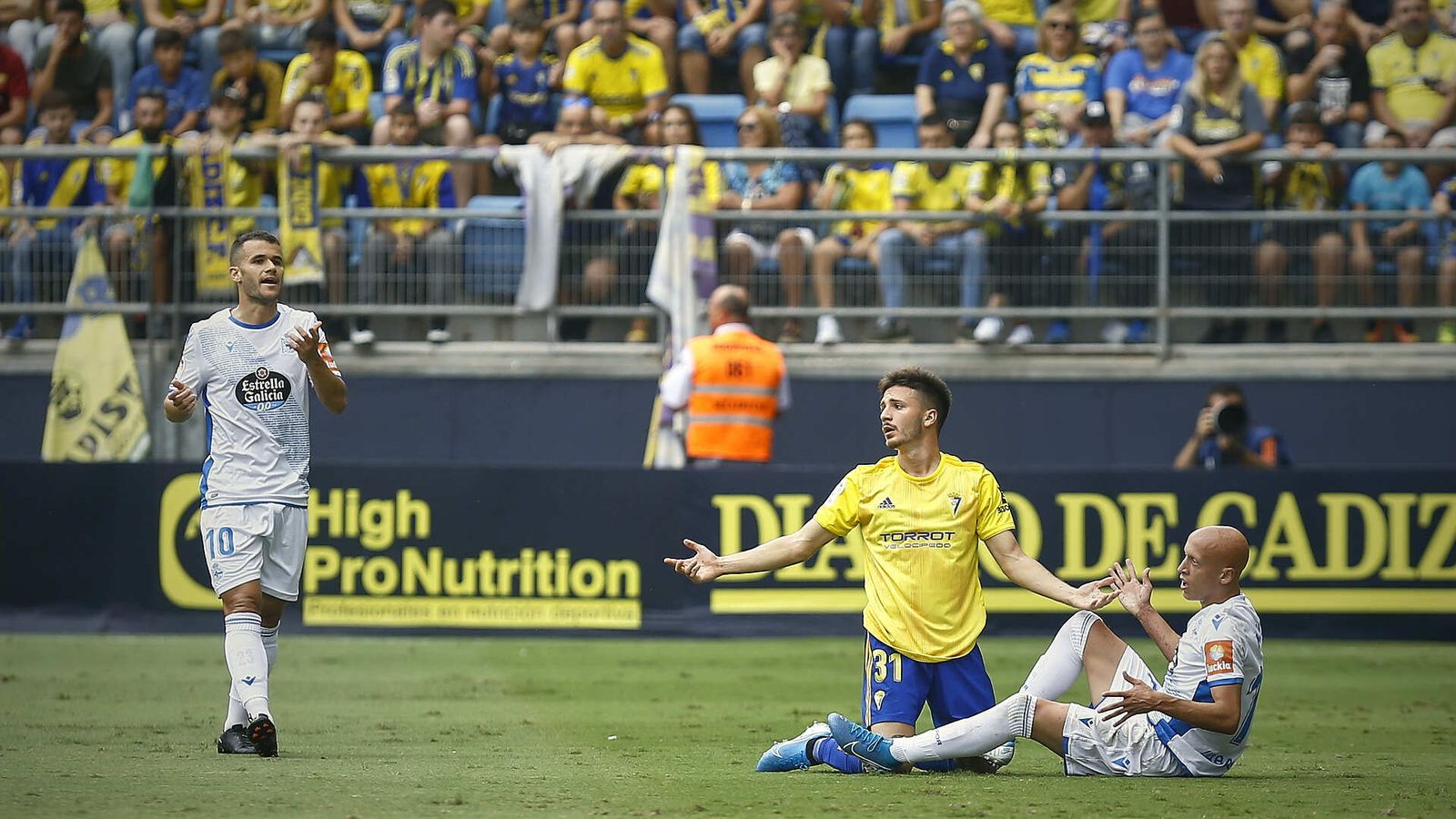 Las fotos del partido Cádiz CF - Deportivo de la Coruña