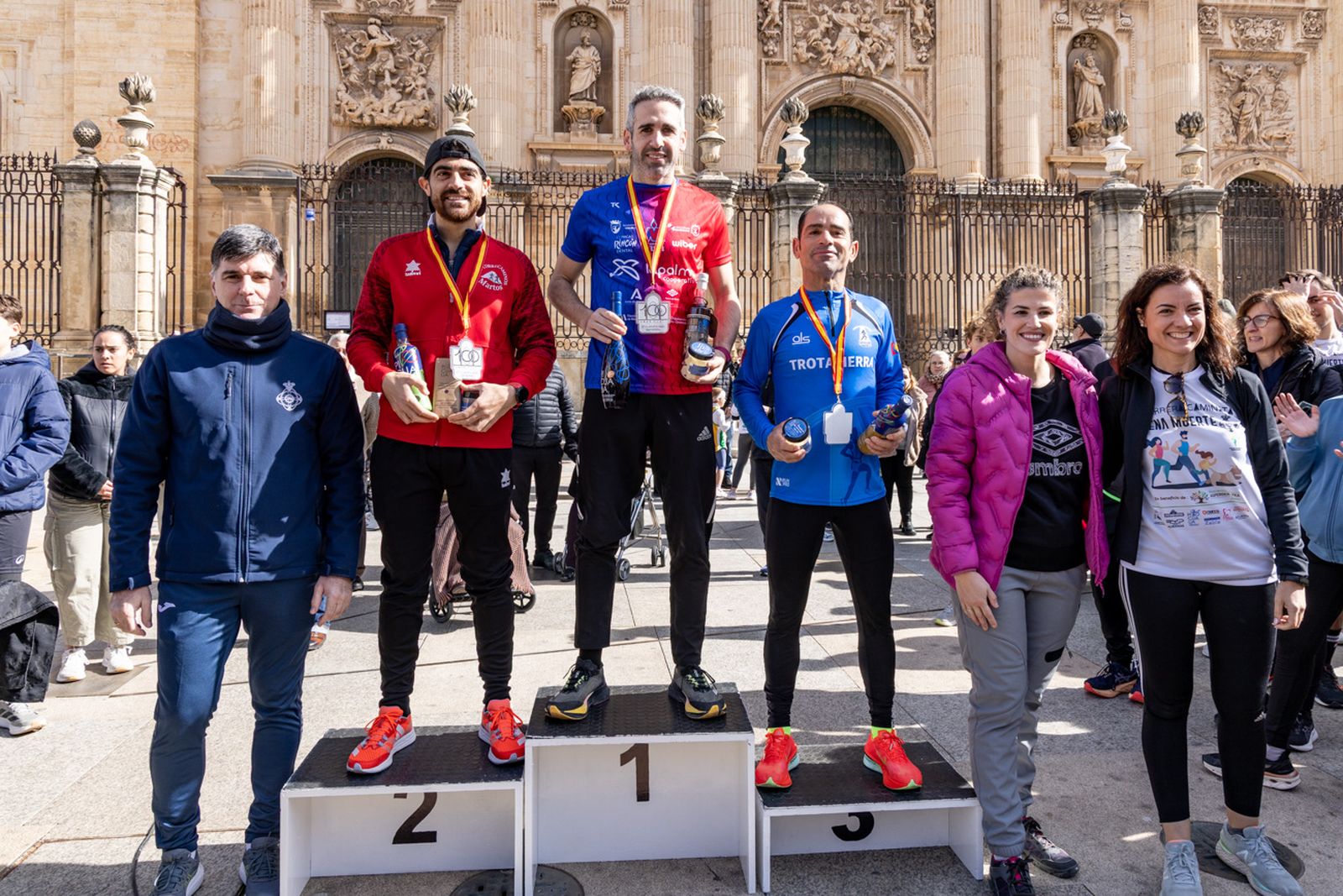 En imágenes: deporte y solidaridad se dan la mano en la VI Carrera-Caminata de la Hermandad de la Buena Muerte (2)