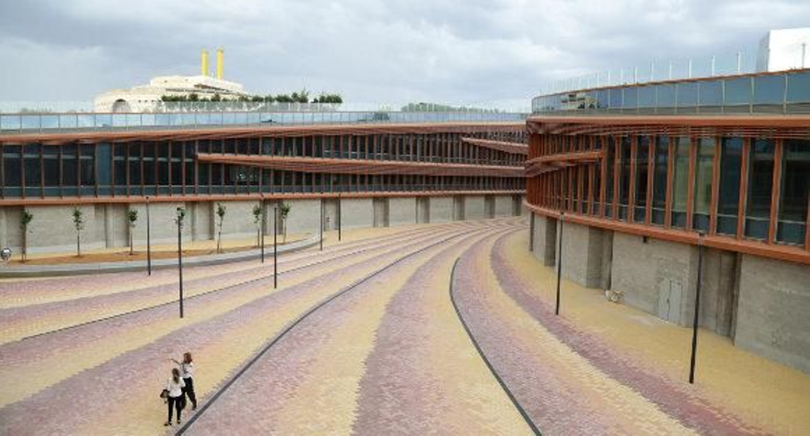 La Torre Sevilla albergará un centro comercial de 25.000 metros cuadrados