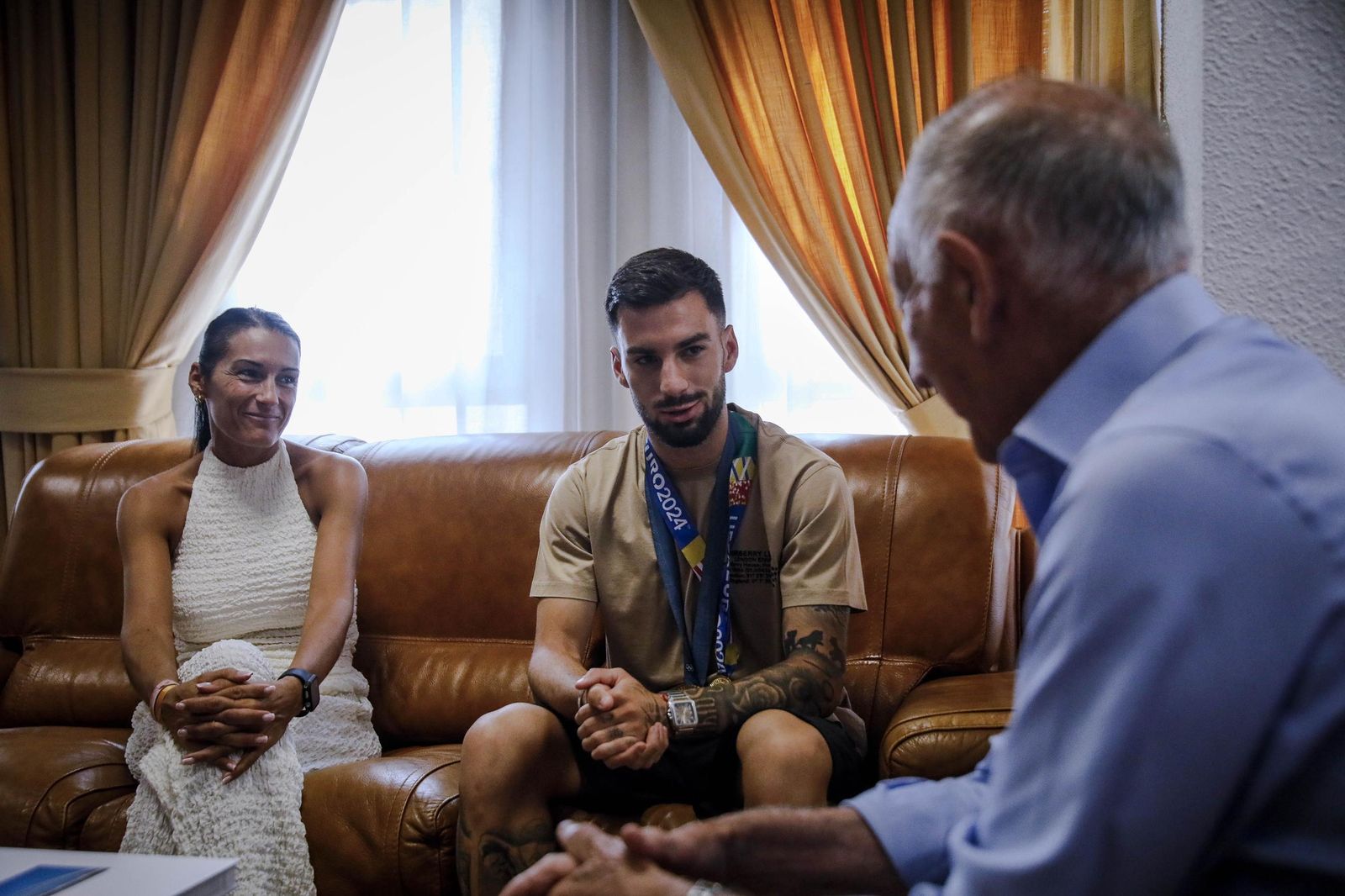 Álex Baena en el Ayto de Roquetas de Mar, en imágenes