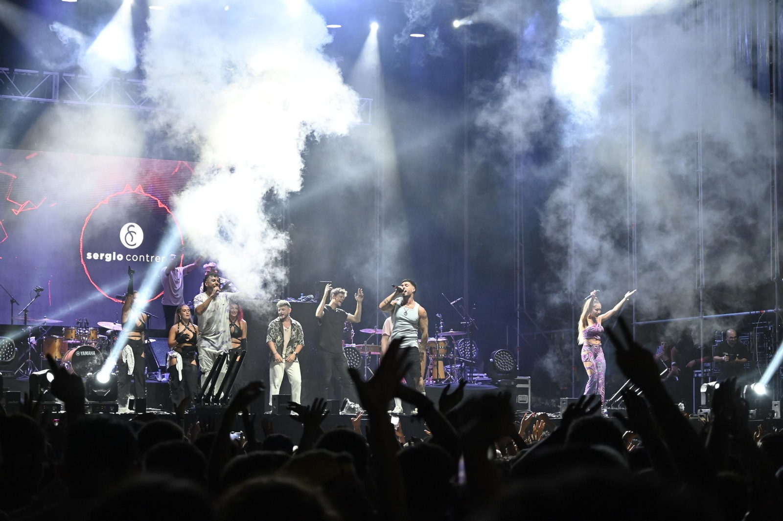 Imágenes del concierto de Sergio Contreras y Raule en las Colombinas