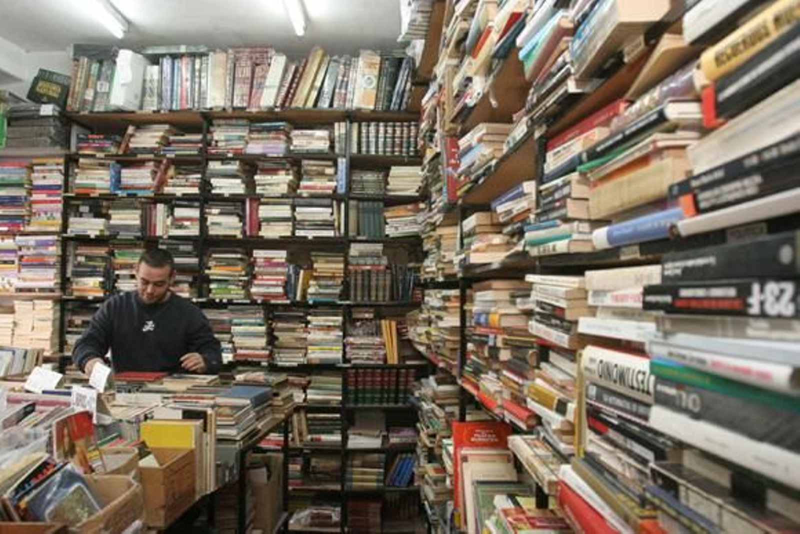 Los editores cifran en un 63% el porcentaje de lectores en España