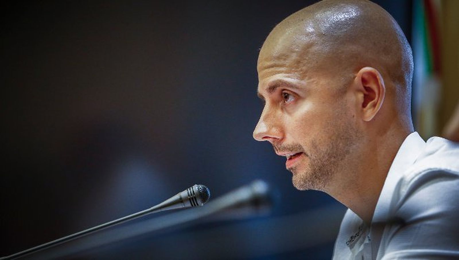 El concejal Álvaro de la Fuente en una rueda de prensa.