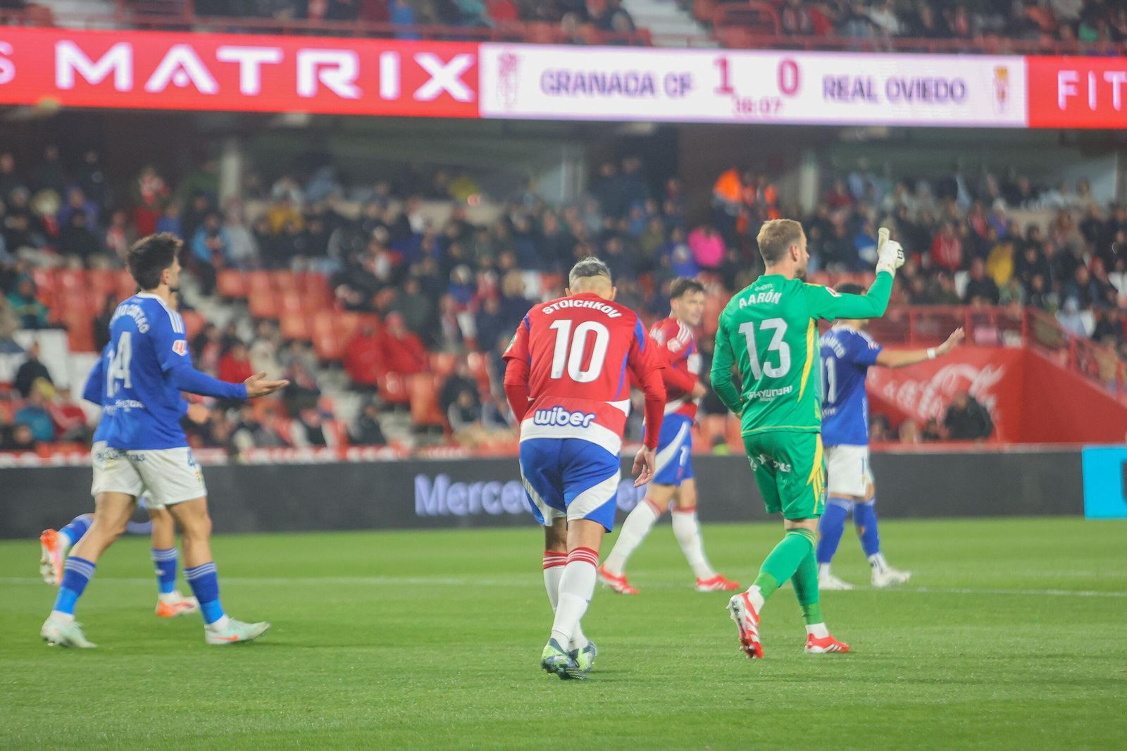 Las mejores imágenes de la victoria del Granada ante el Oviedo