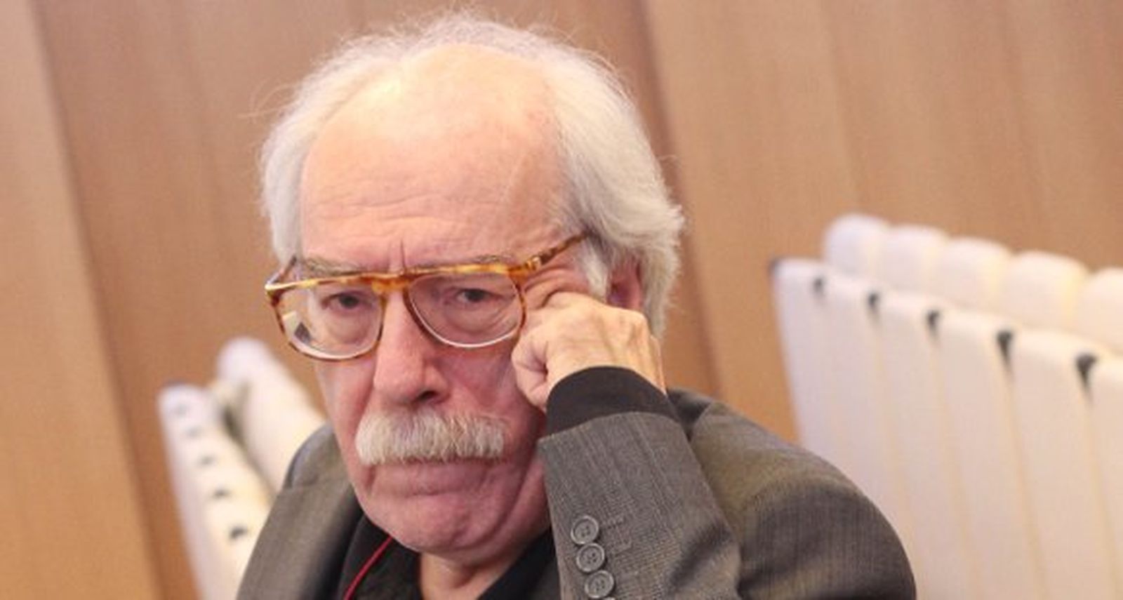 "Mentiría si dijera que he sentido miedo a ETA, sentí pena y asco"