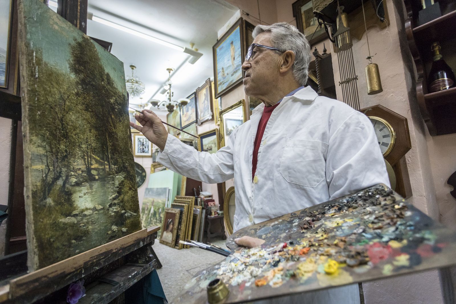 Diego de la Rosa trabaja actualmente en una pieza del paisajista Eliseo Meifrén.