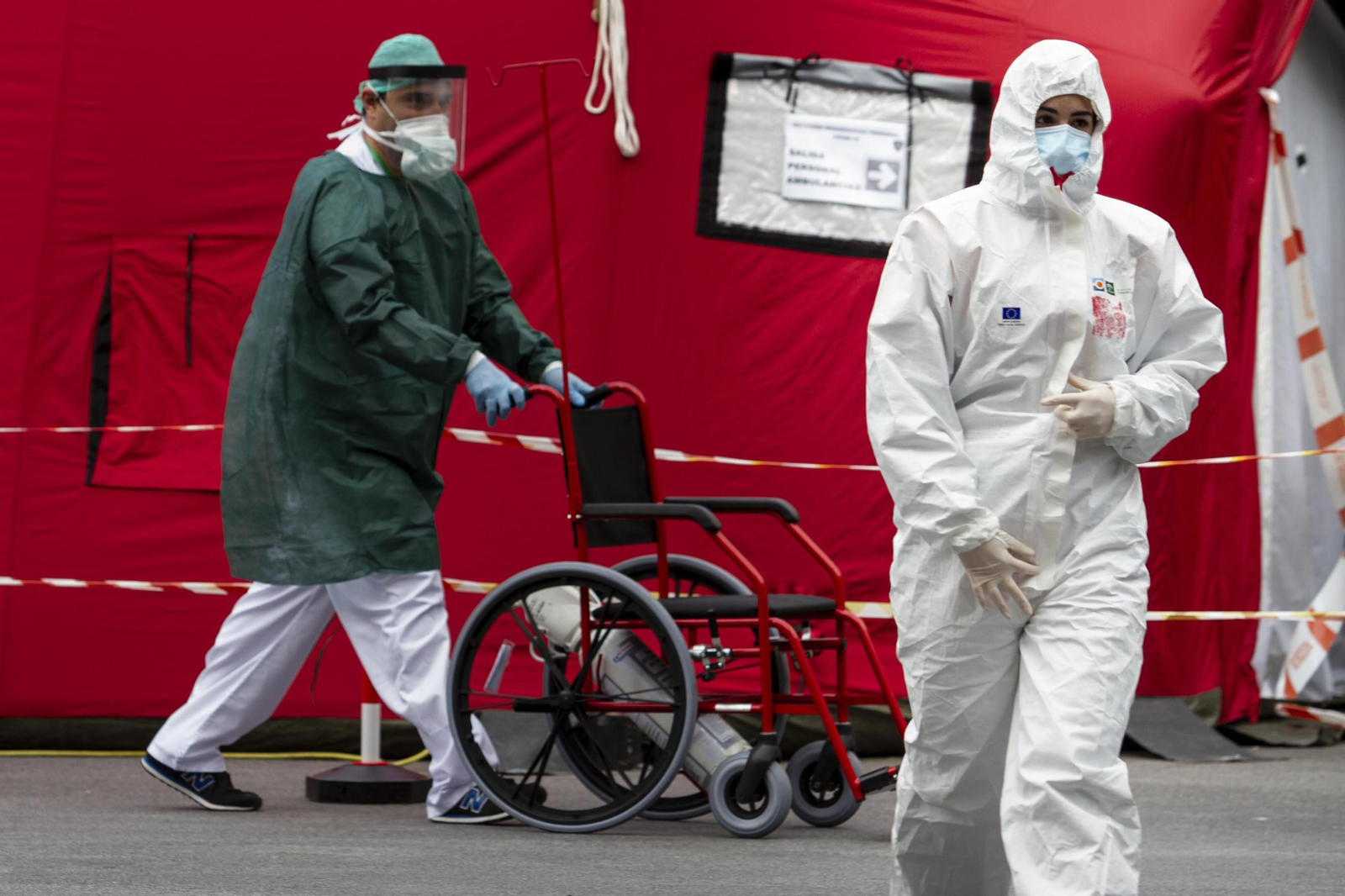 La Semana Santa deja 6 de cada 10 pacientes curados de coronavirus en Granada